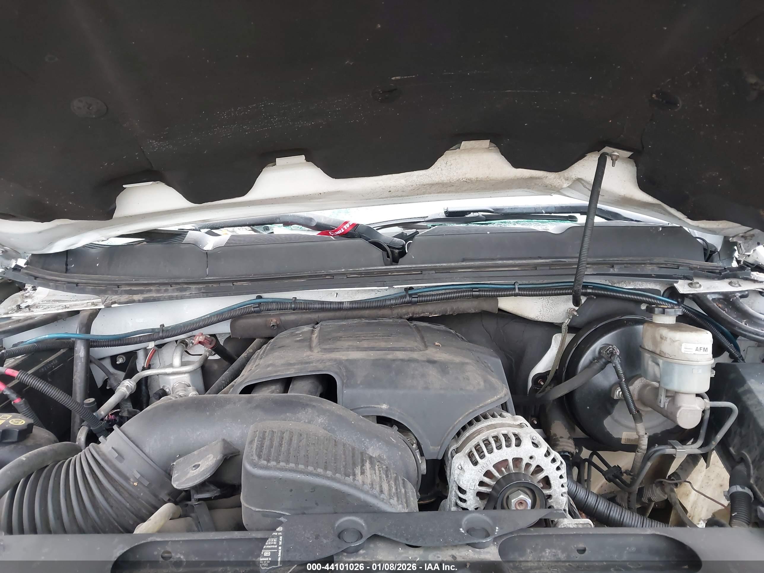 CHEVROLET SILVERADO image 10