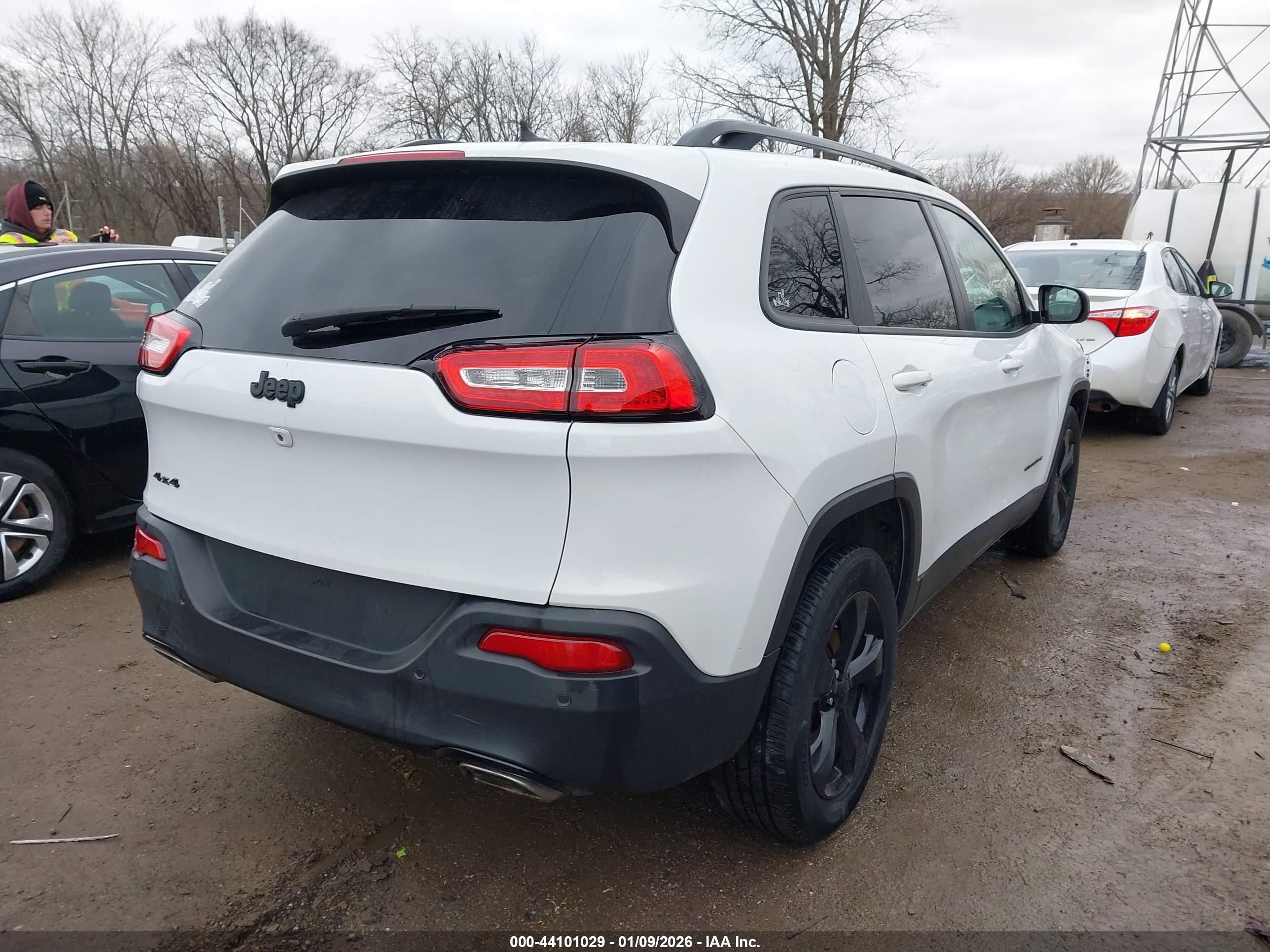 JEEP CHEROKEE image 4