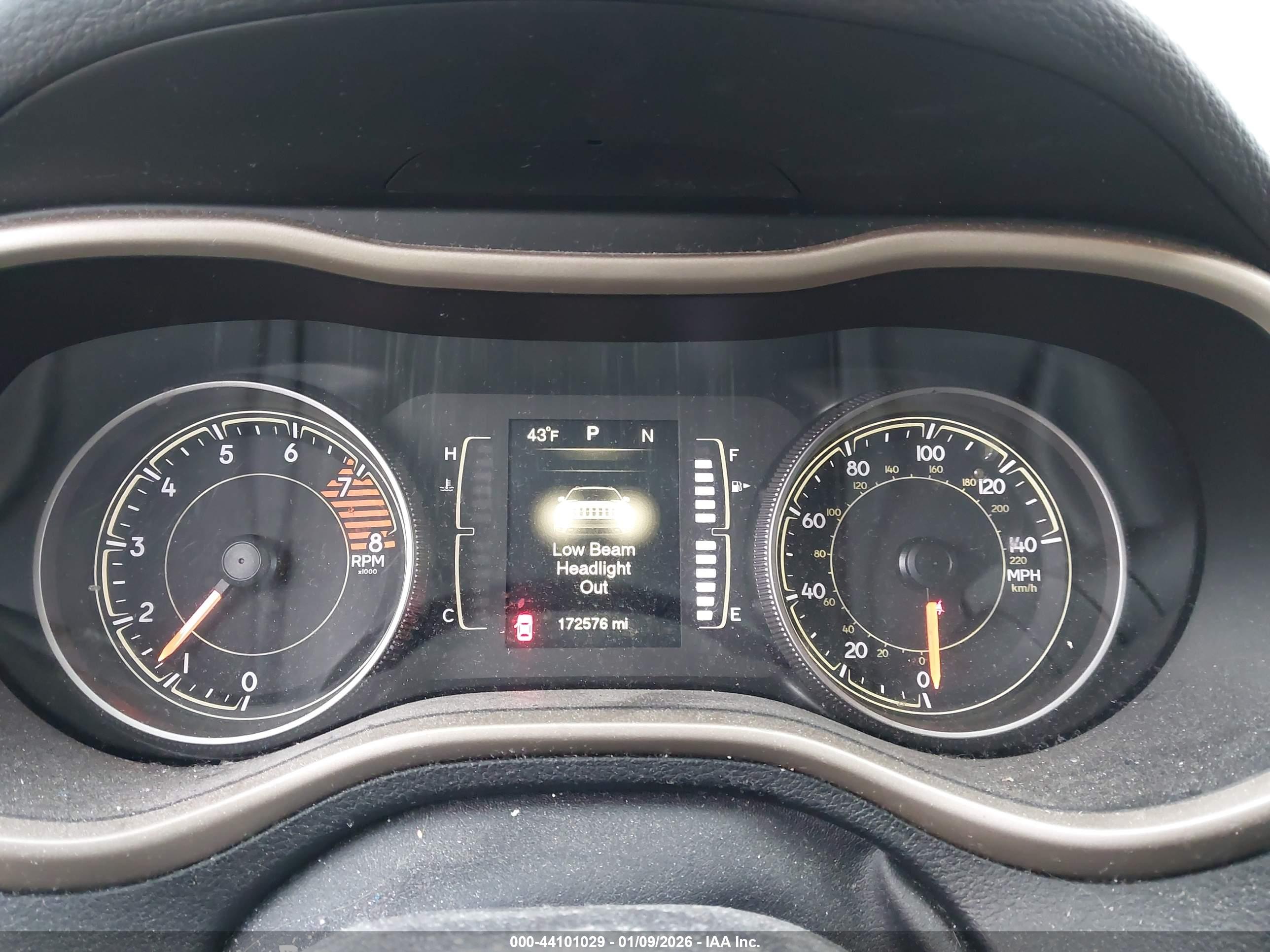 JEEP CHEROKEE image 7