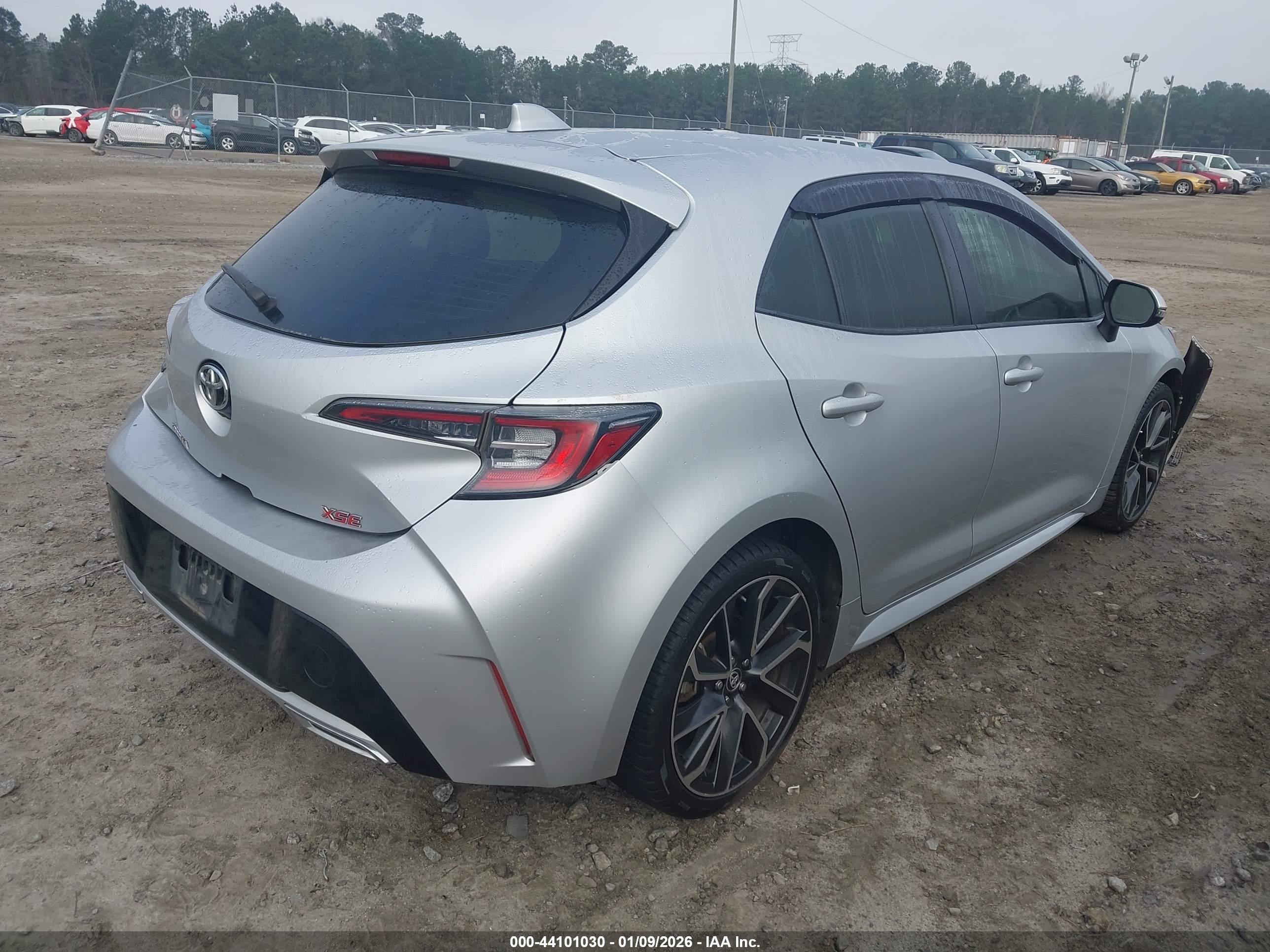 TOYOTA COROLLA image 4