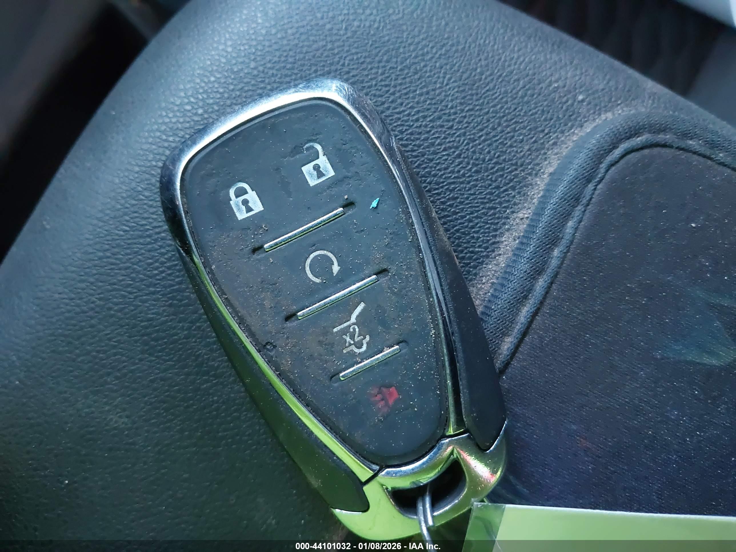 CHEVROLET EQUINOX image 11