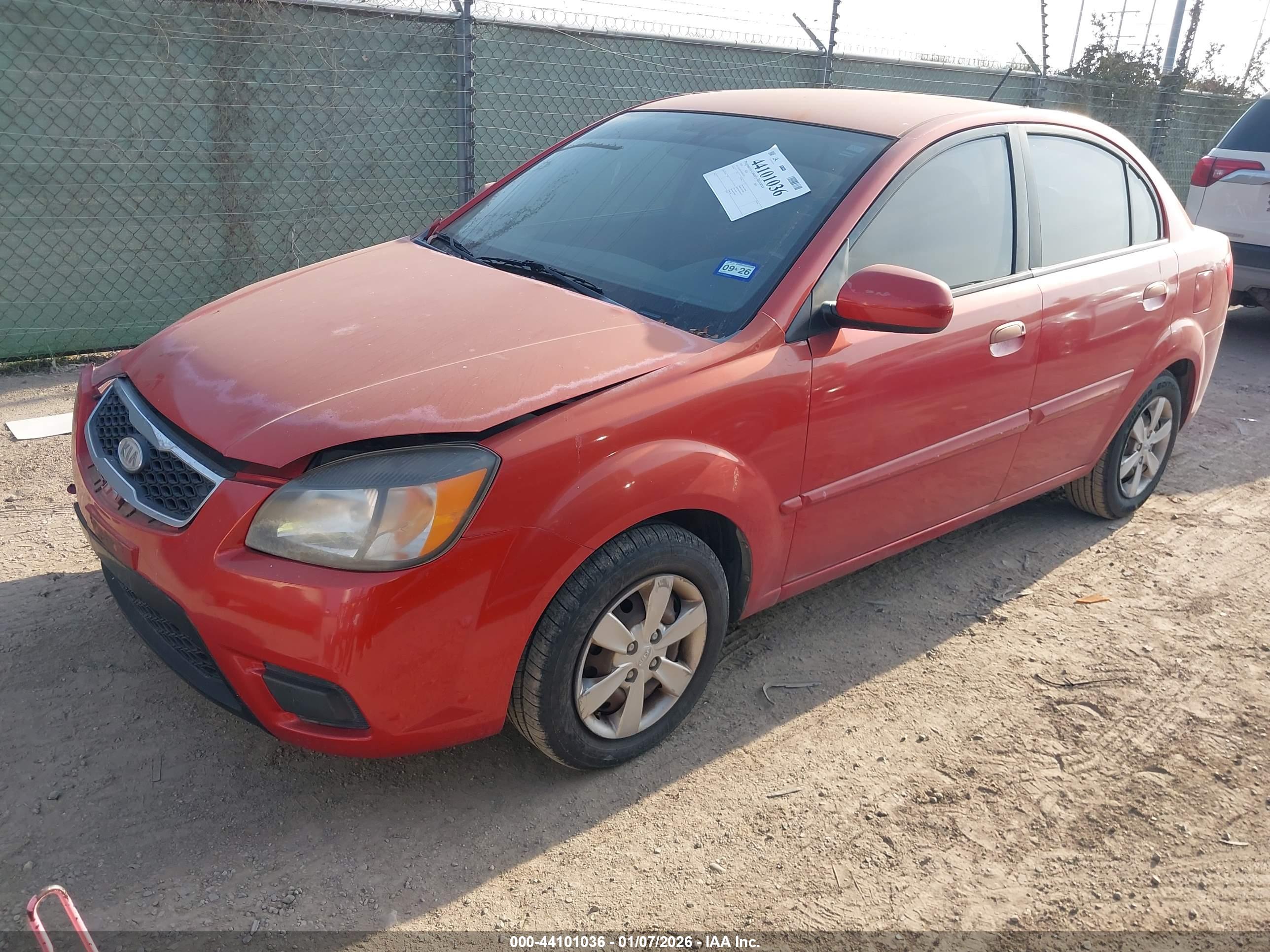 KIA RIO image 2
