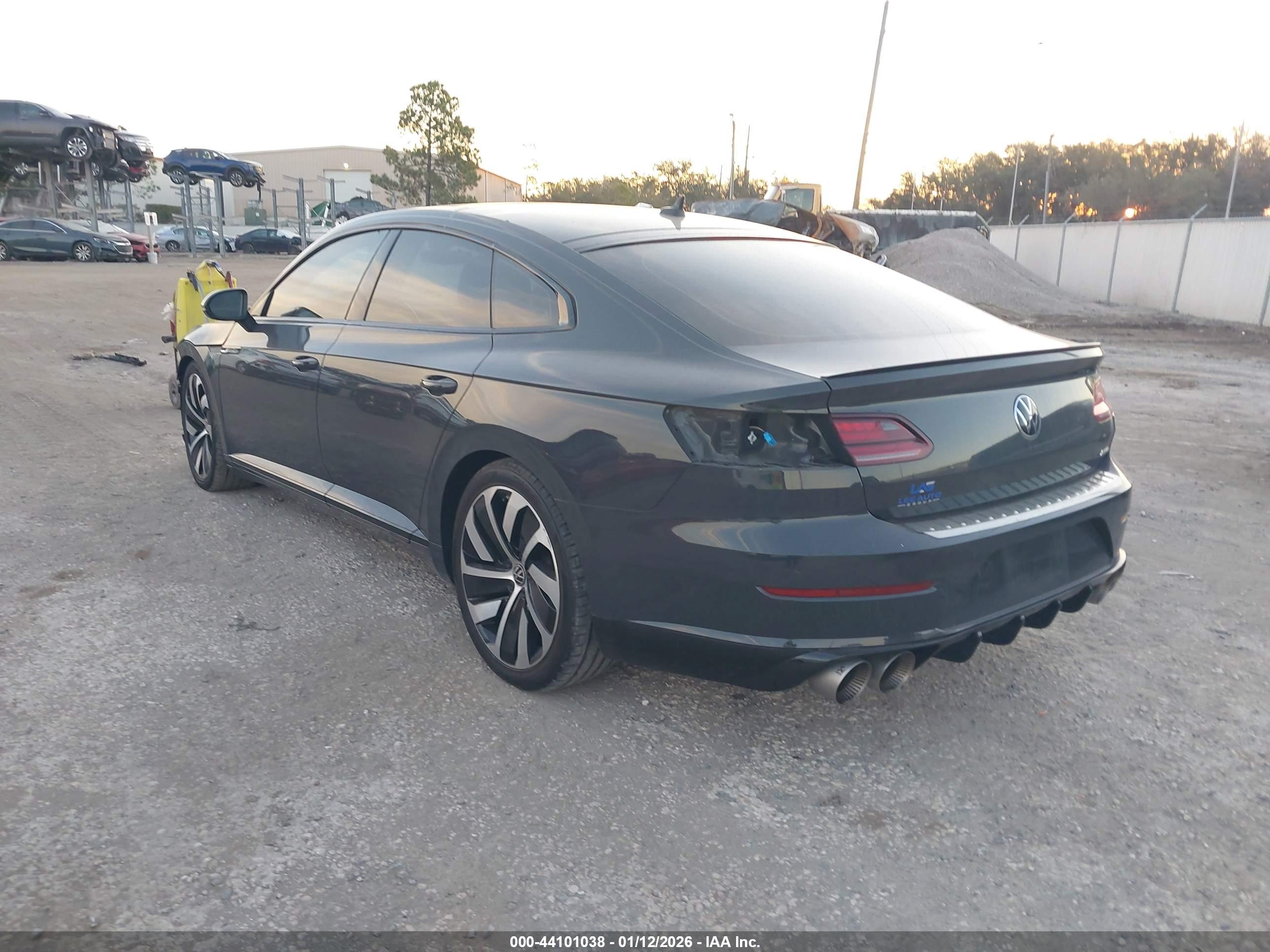 VOLKSWAGEN ARTEON image 3