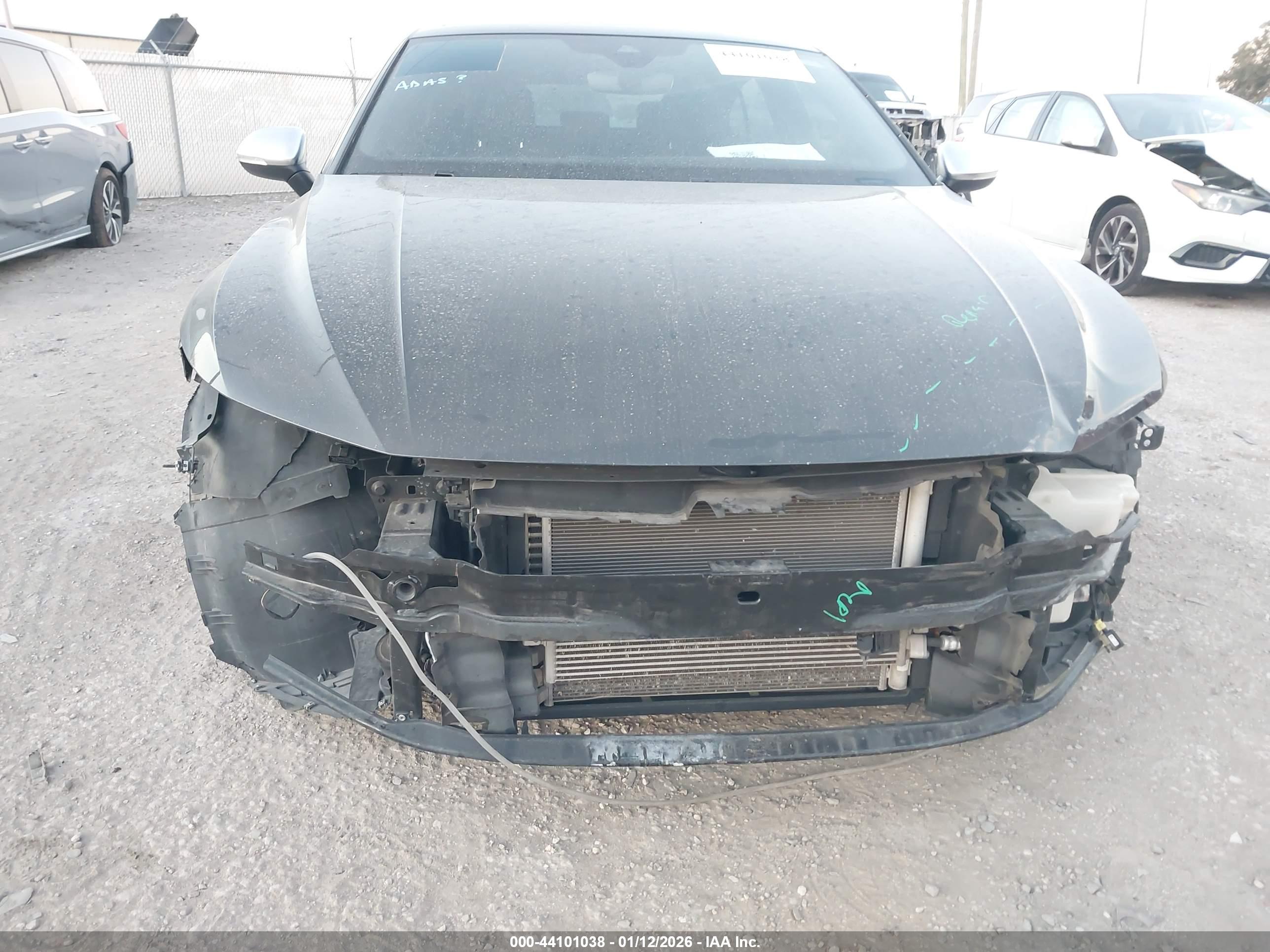 VOLKSWAGEN ARTEON image 6