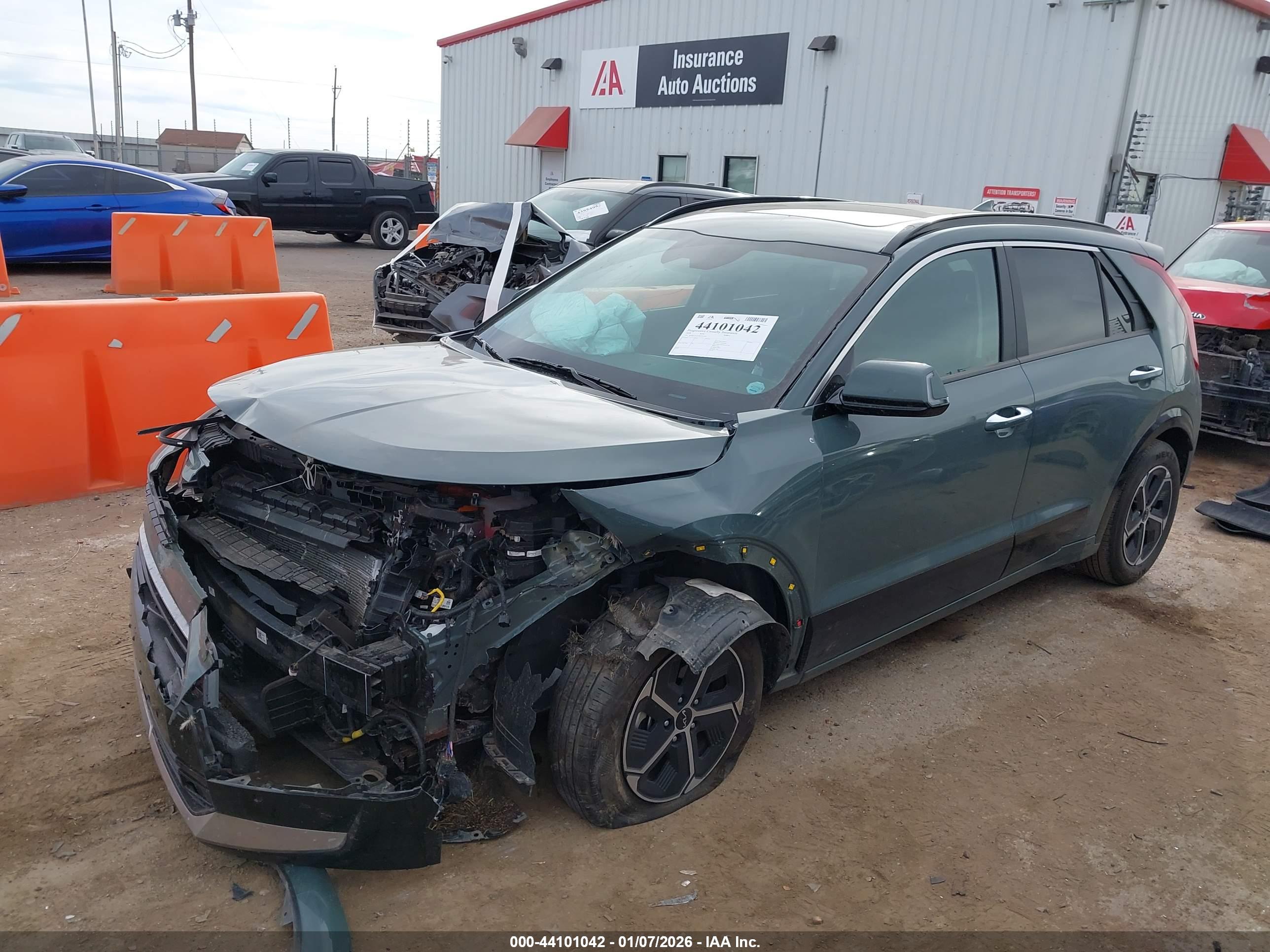 KIA NIRO image 2