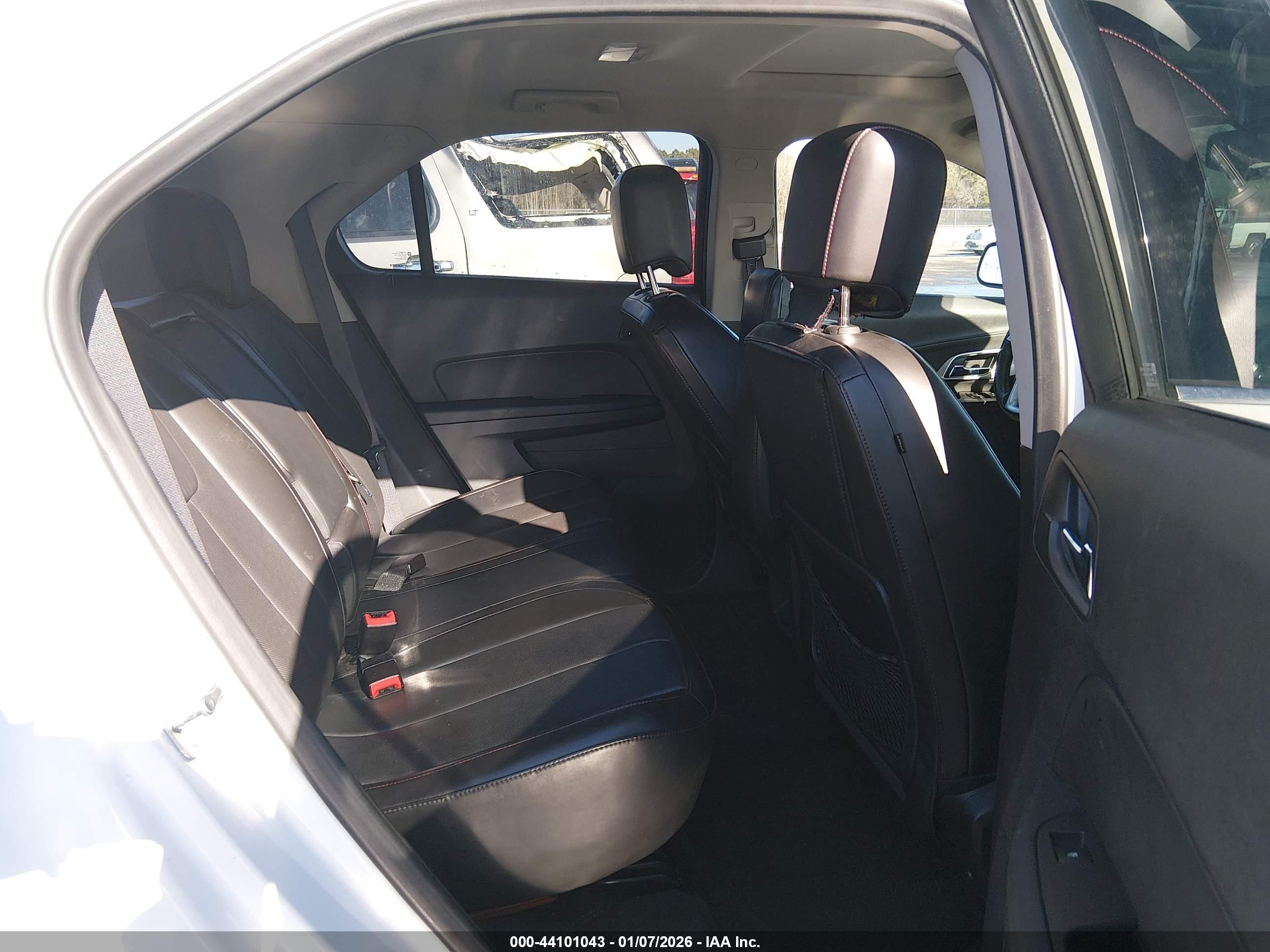 CHEVROLET EQUINOX image 8