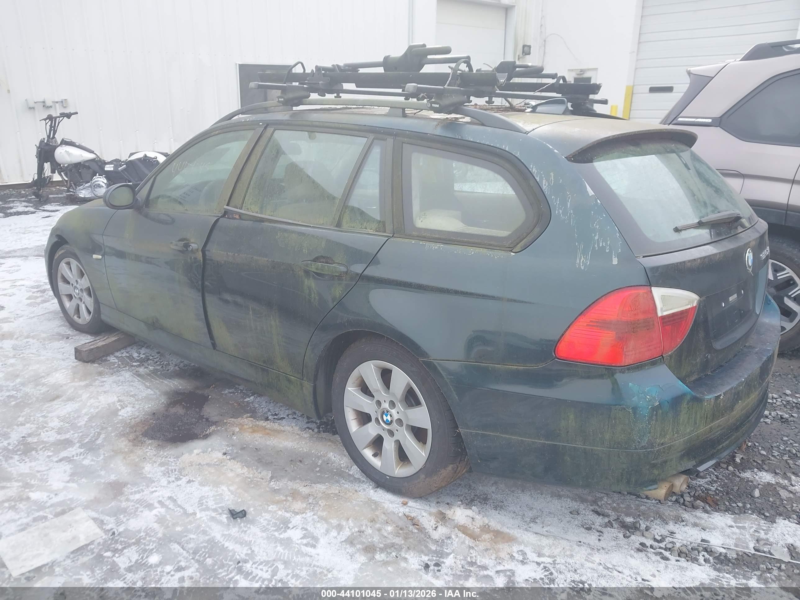 BMW 325XIT image 3
