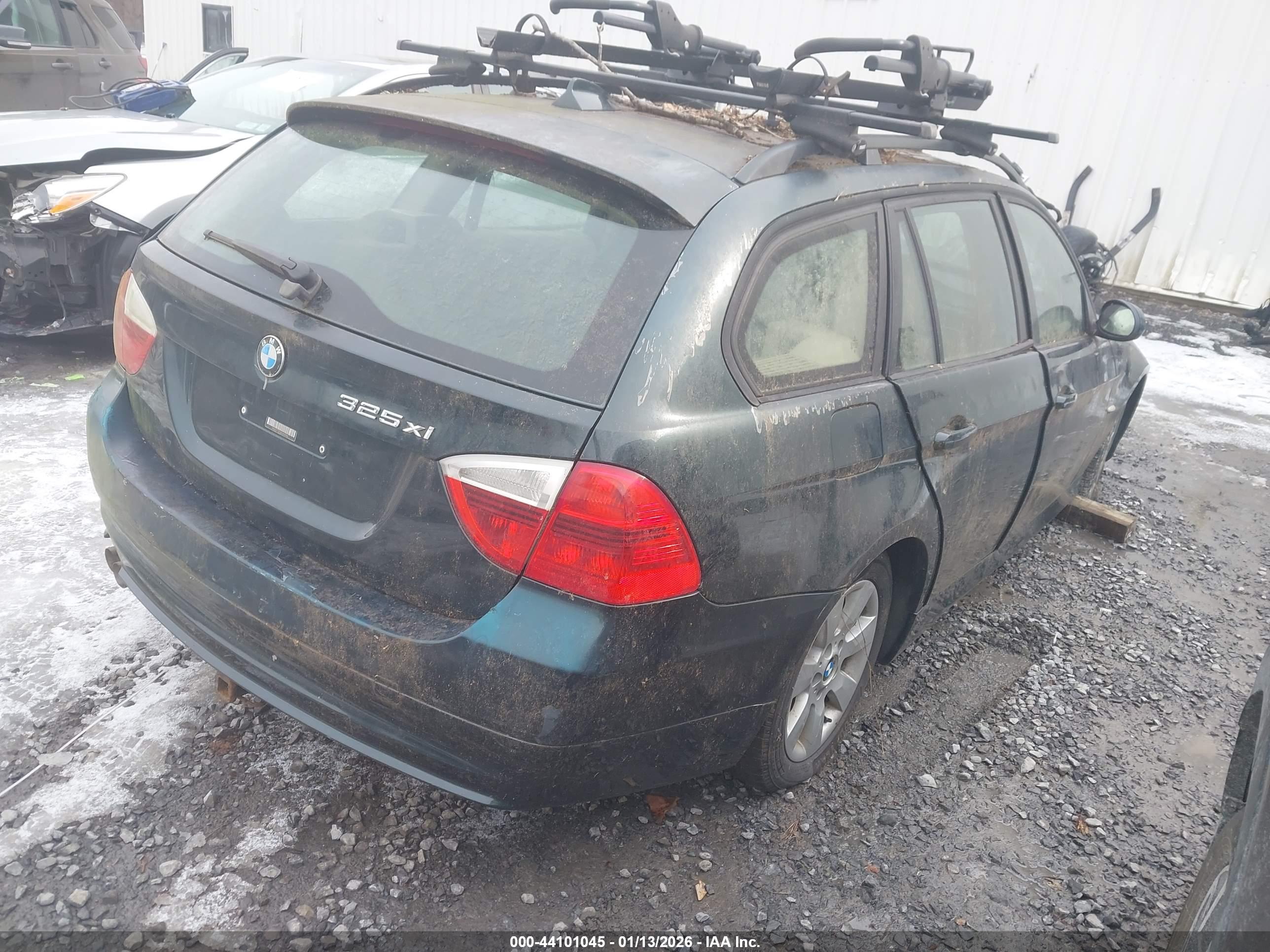 BMW 325XIT image 4