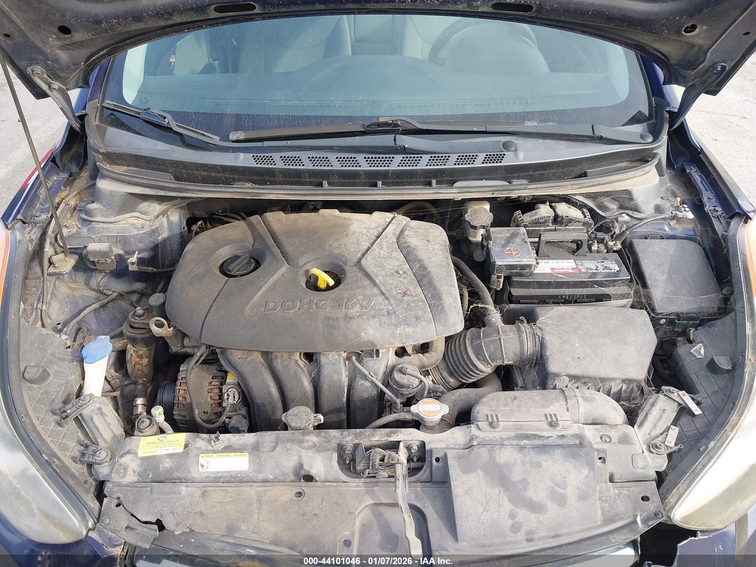 HYUNDAI ELANTRA image 10