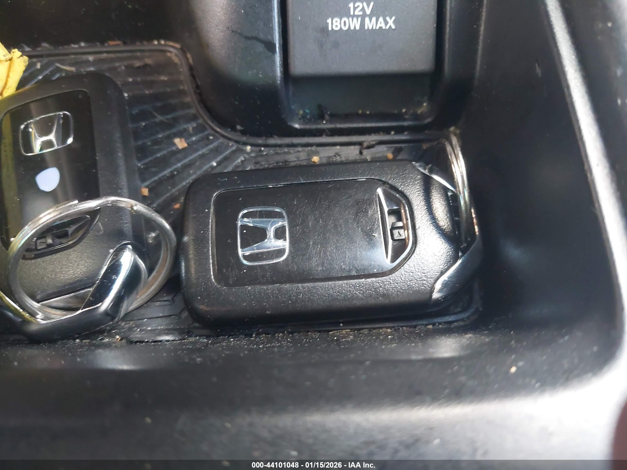 HONDA CR-V image 11