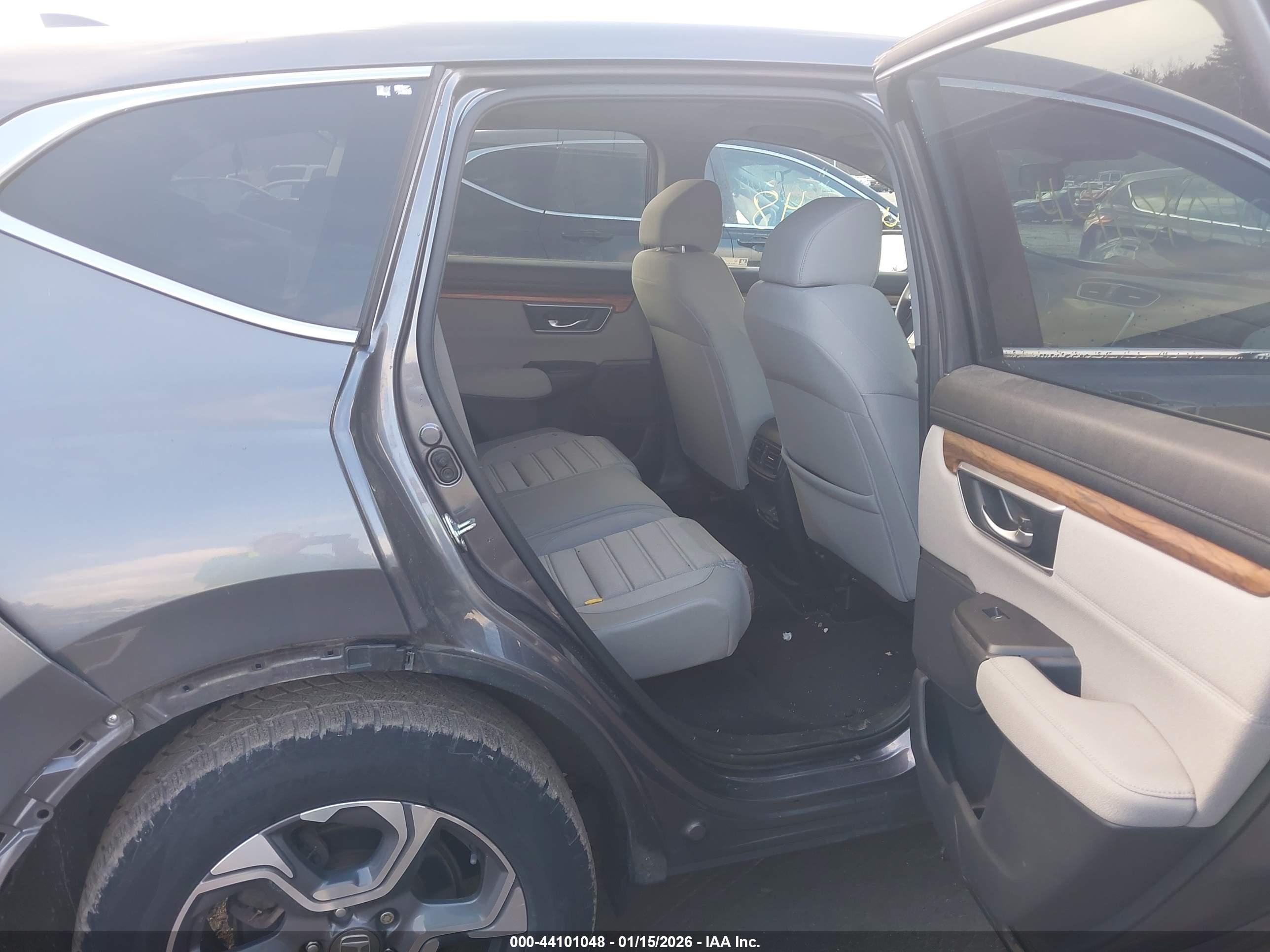 HONDA CR-V image 8