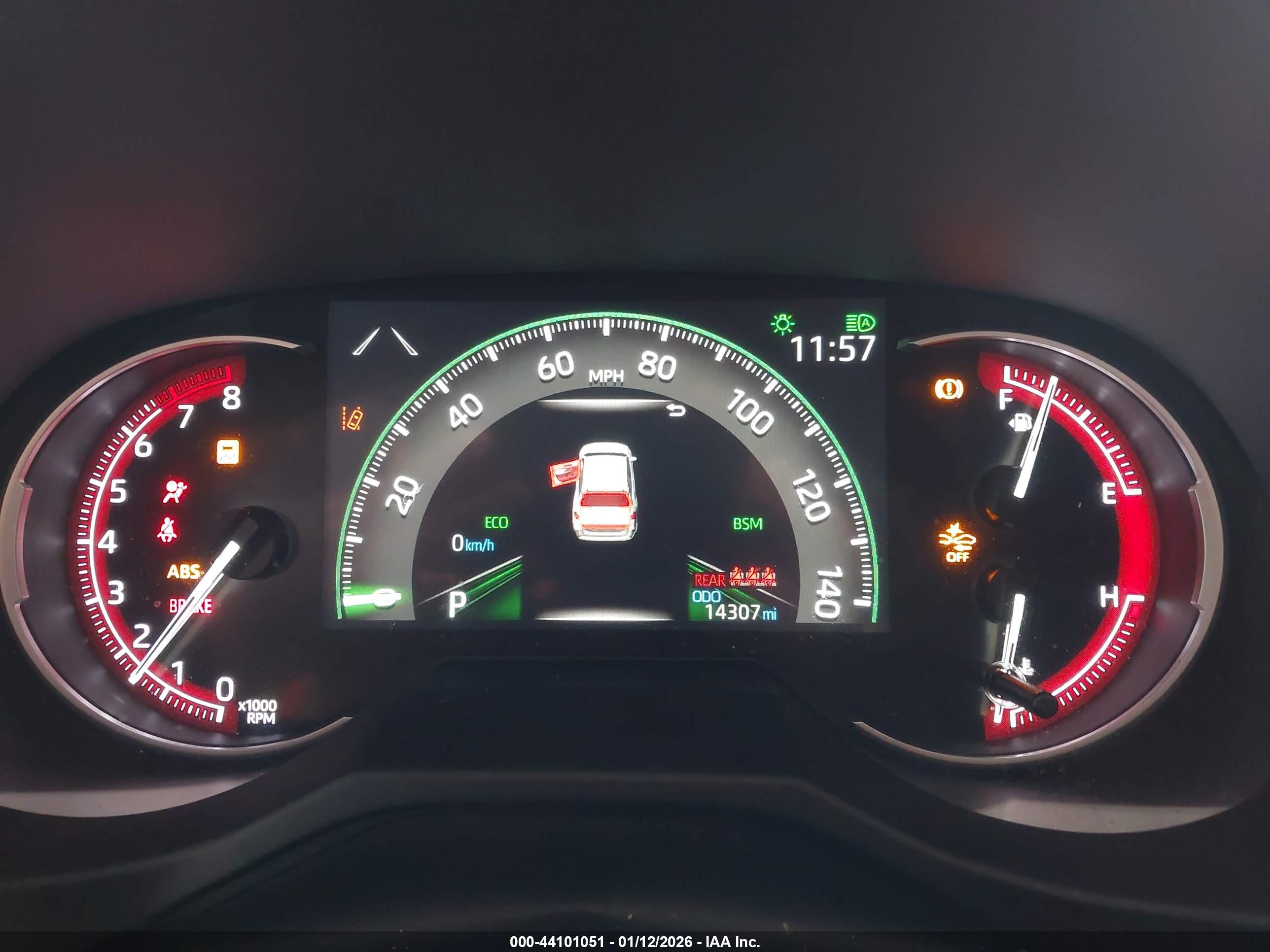 TOYOTA RAV4 image 7