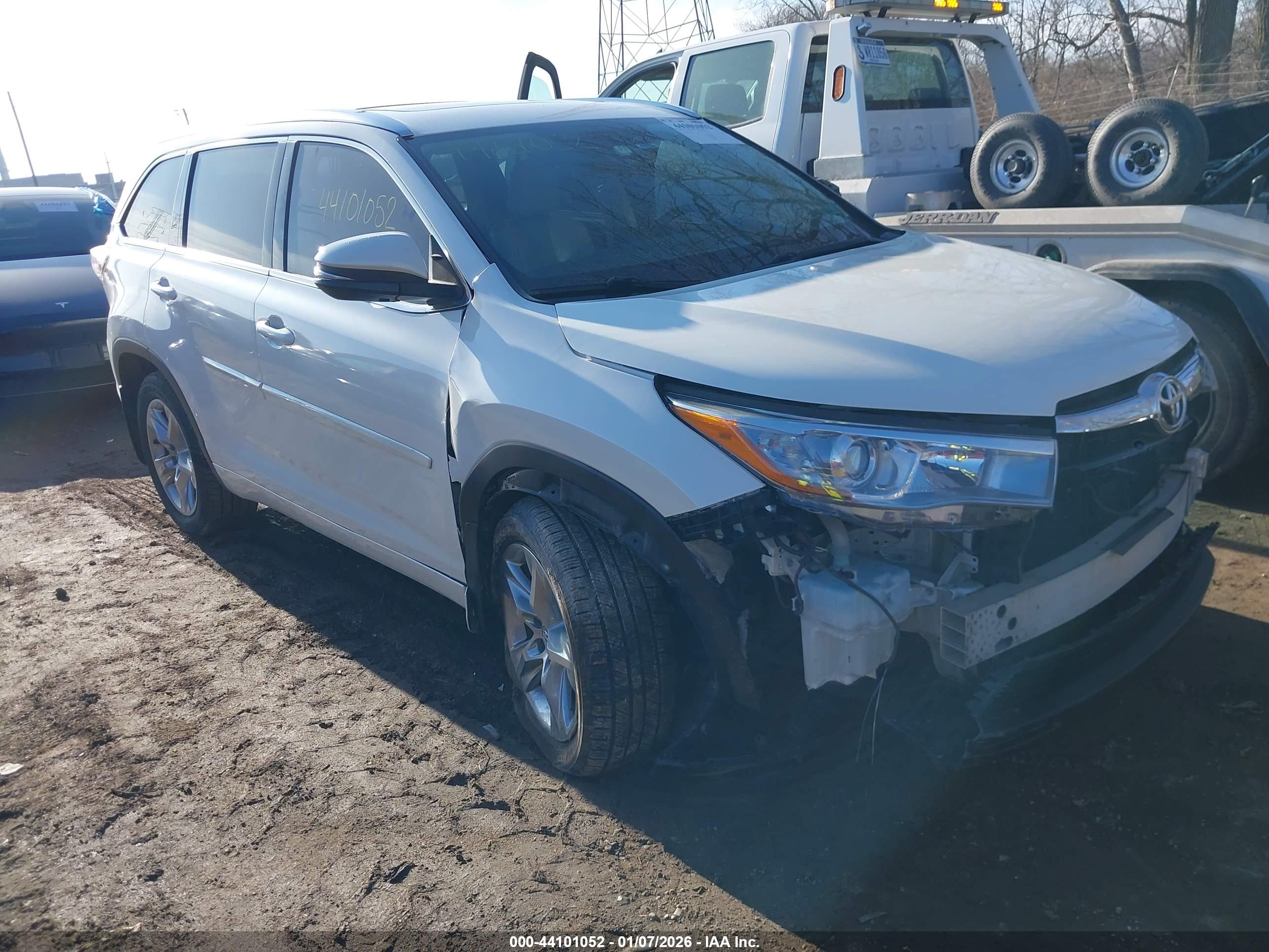 TOYOTA HIGHLANDER image 6