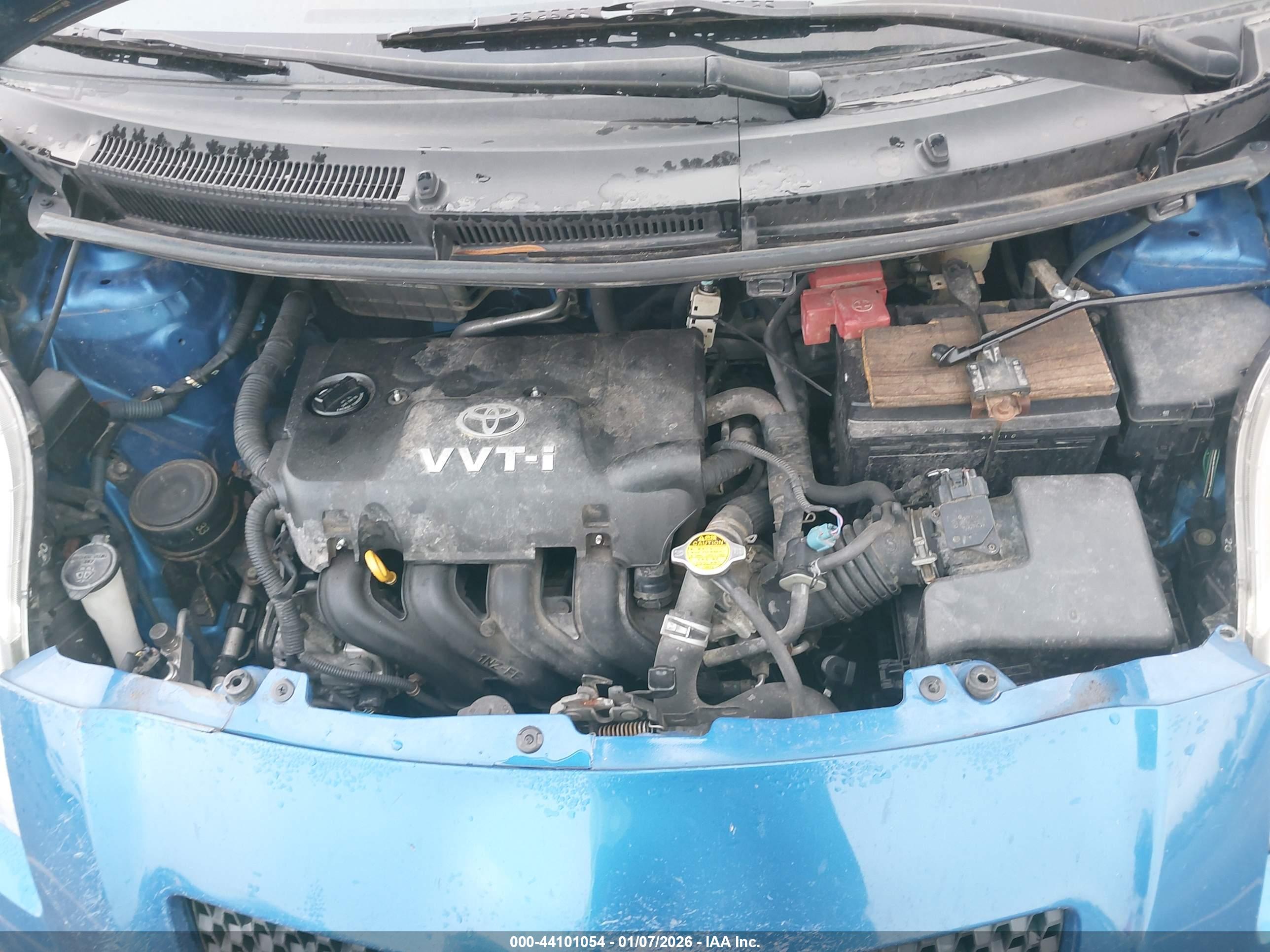 TOYOTA YARIS image 10
