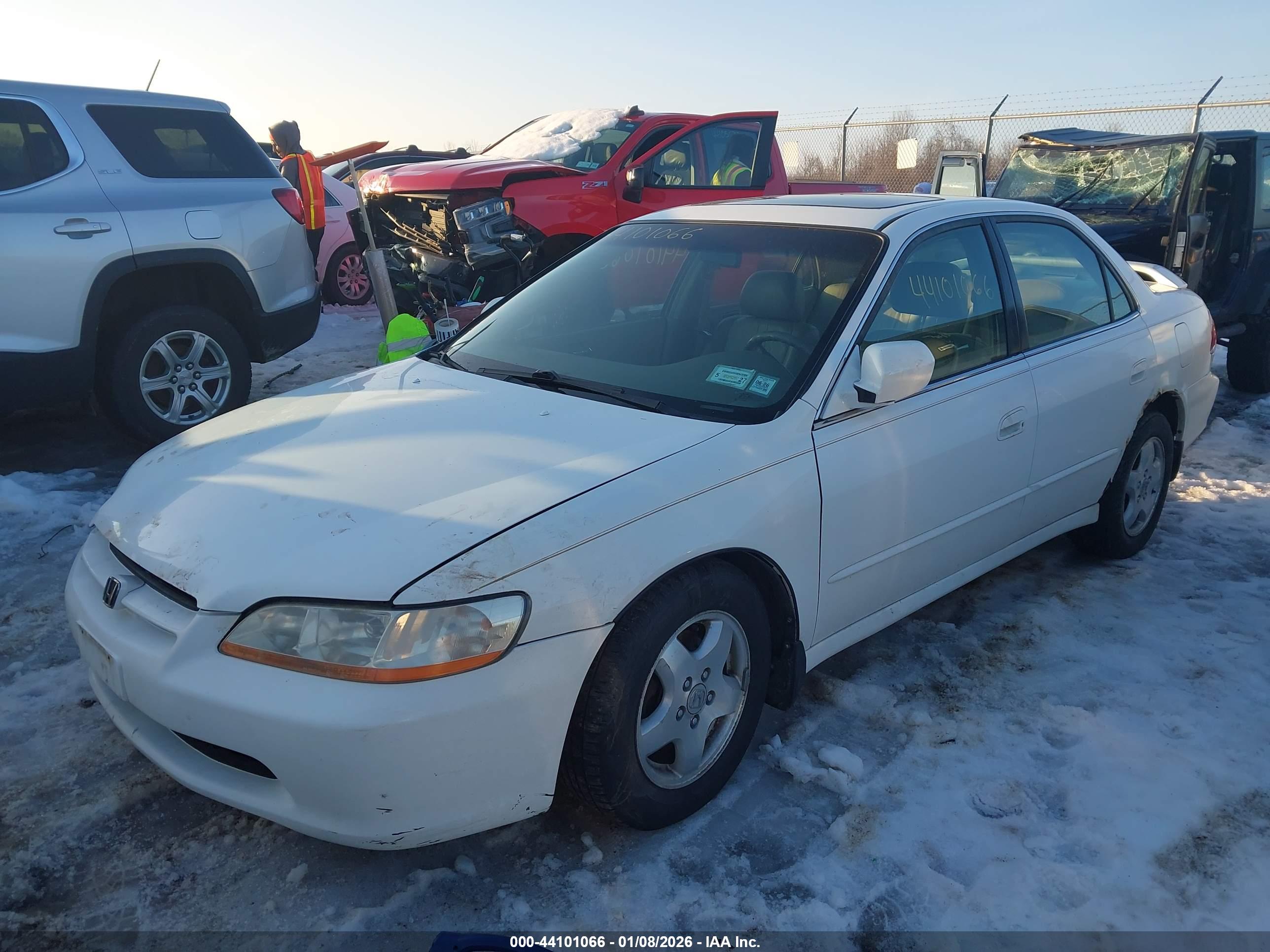 HONDA ACCORD image 2