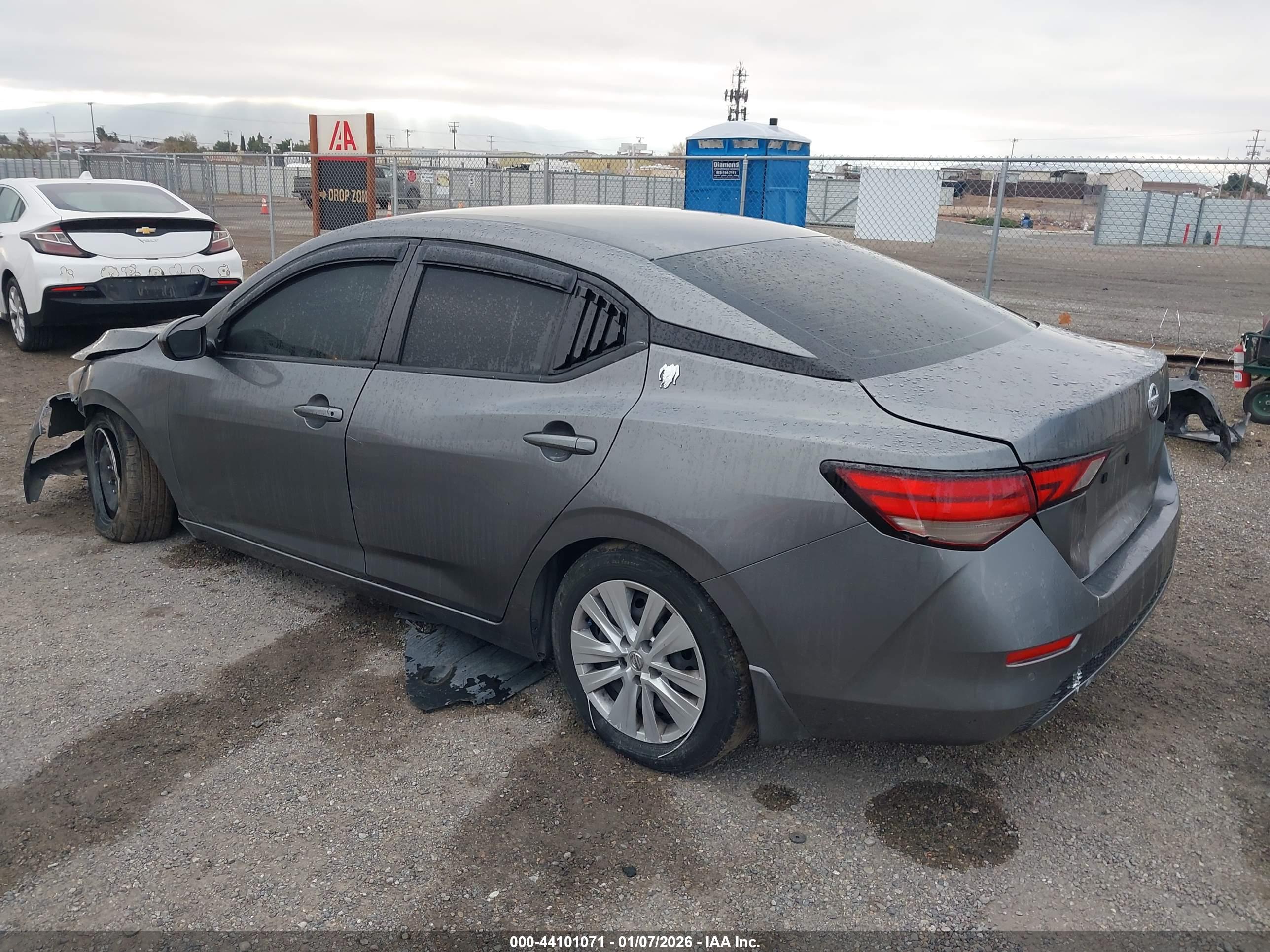 NISSAN SENTRA image 3