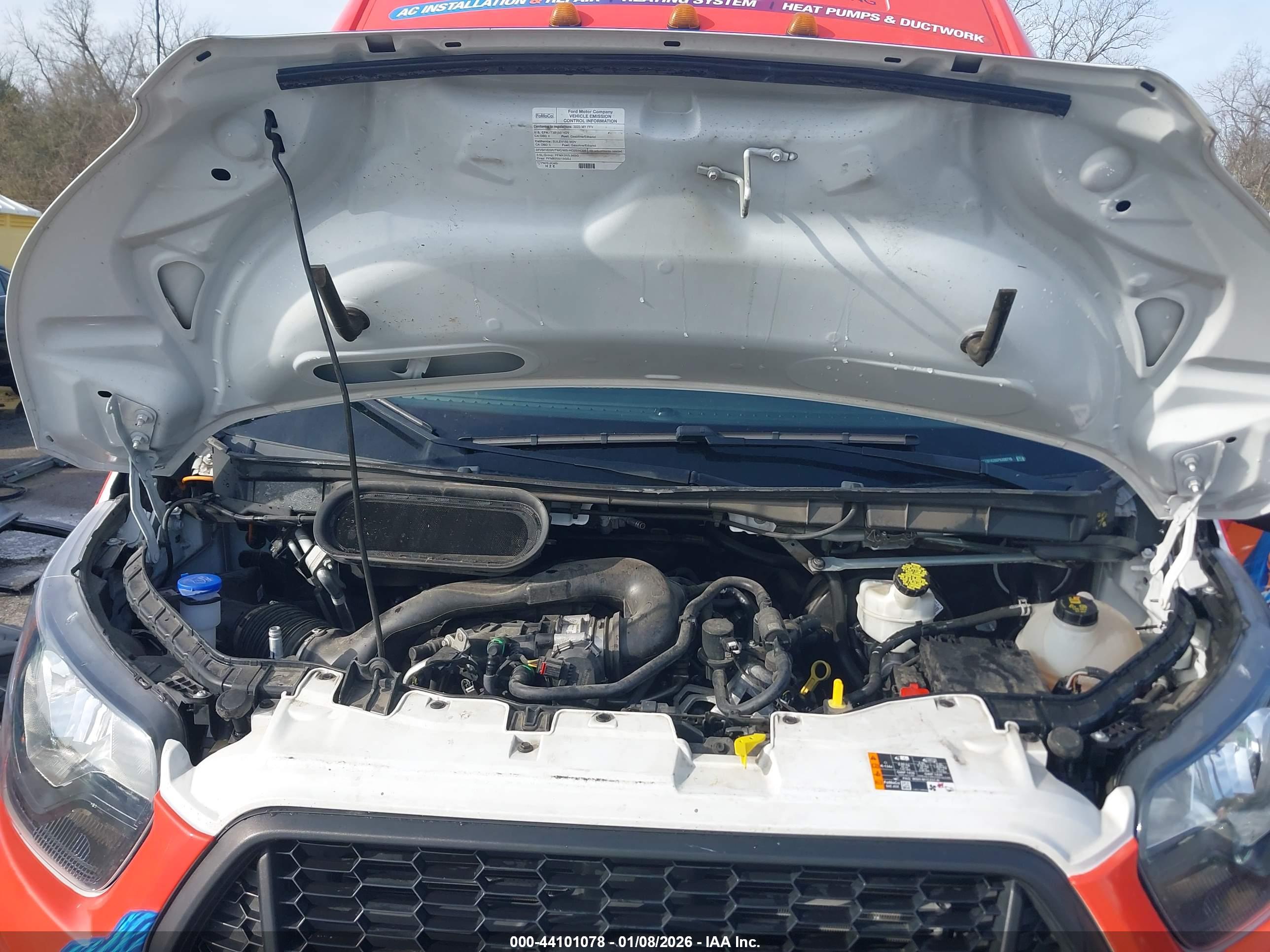 FORD TRANSIT-350 image 10