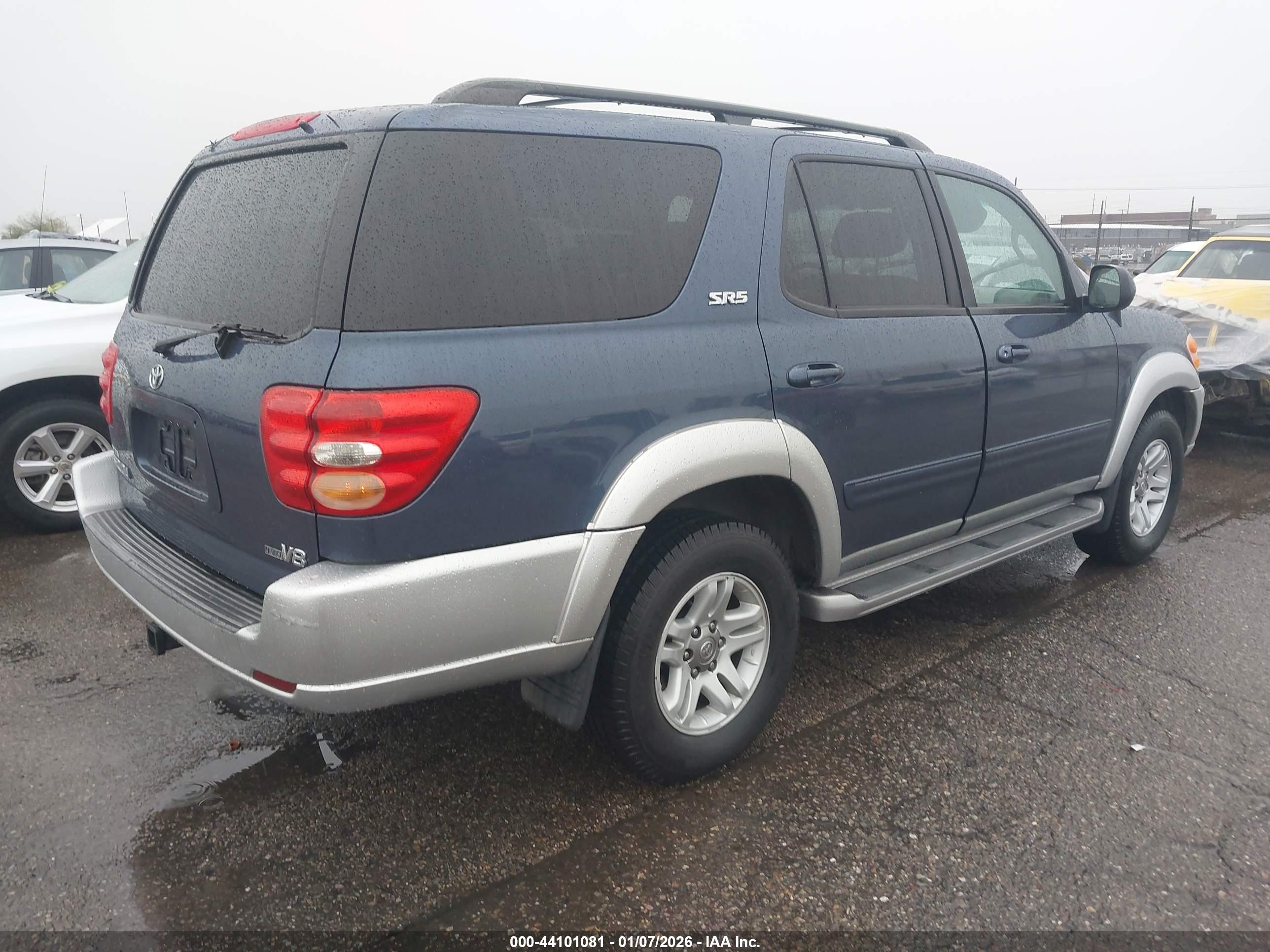 TOYOTA SEQUOIA image 4
