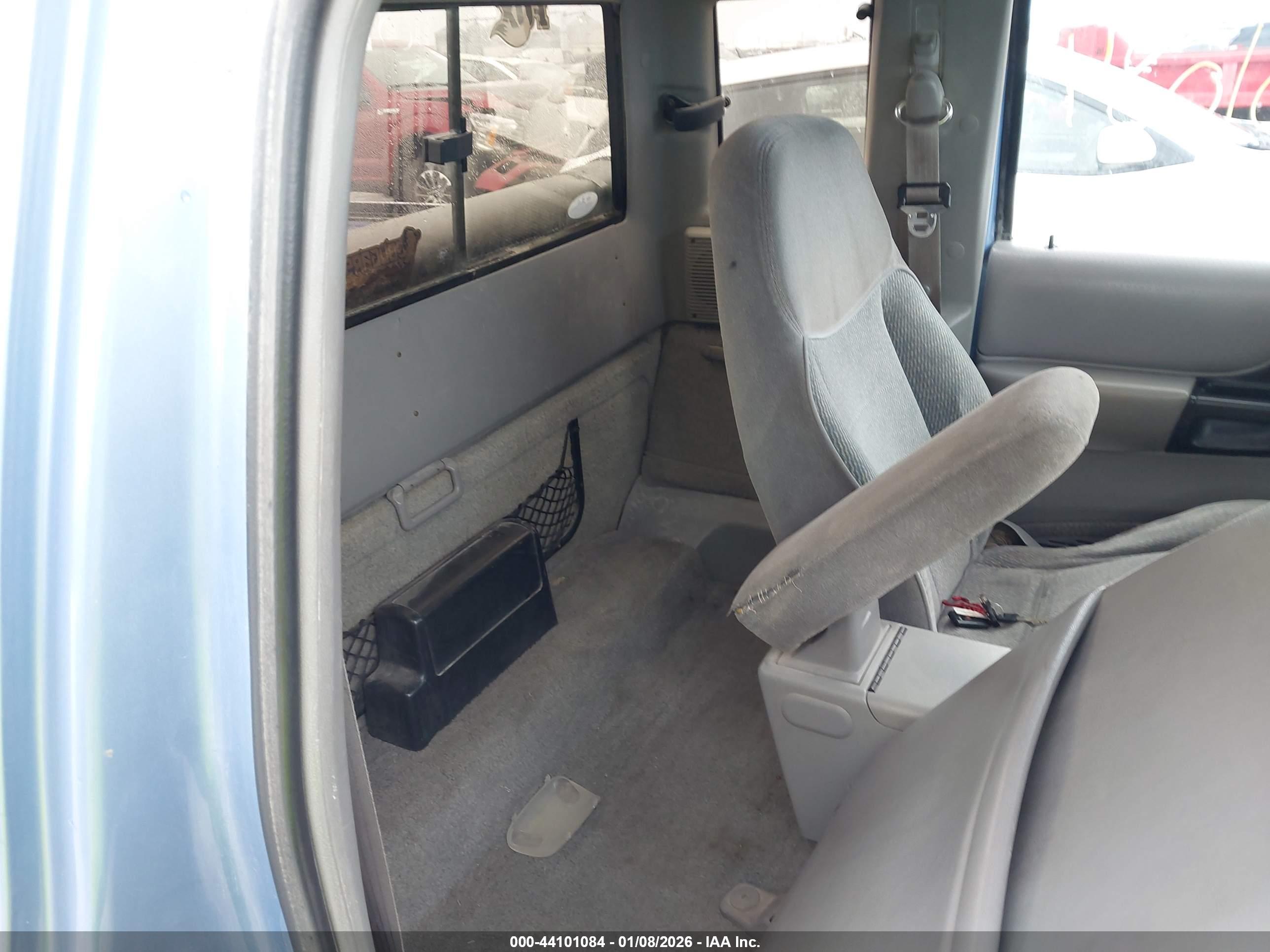 FORD RANGER image 8