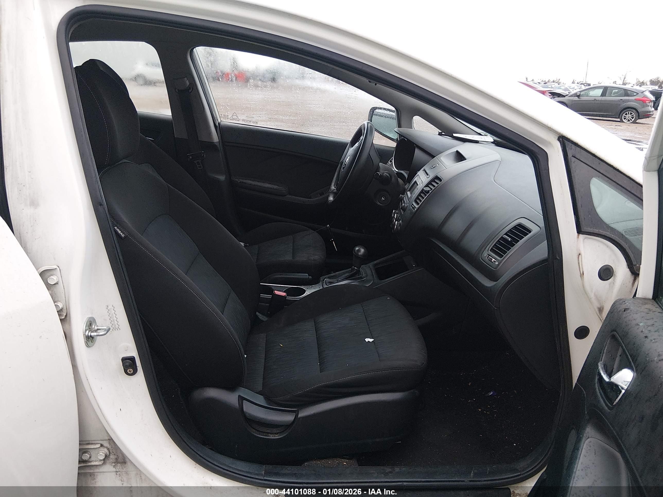 KIA FORTE image 5