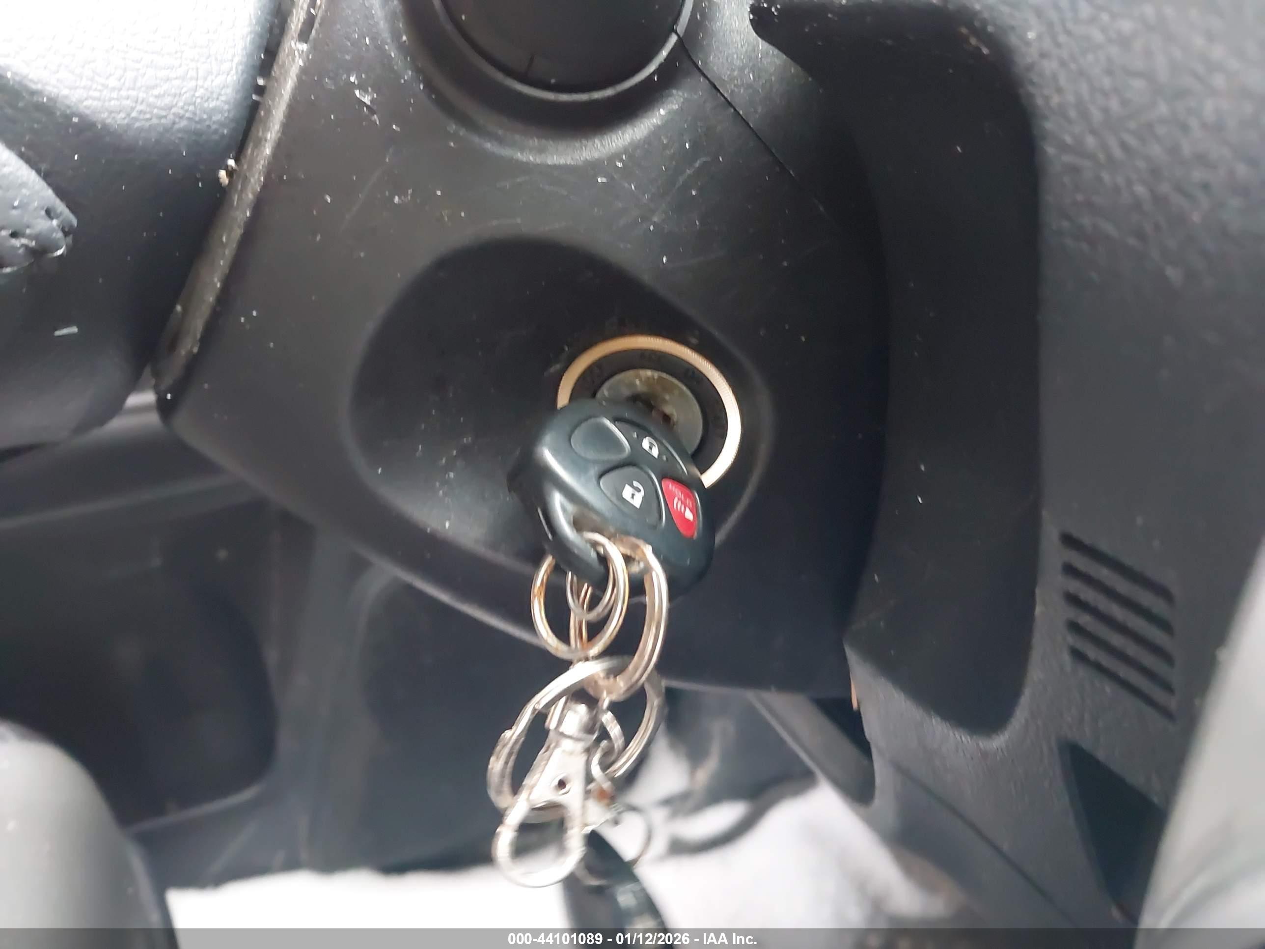TOYOTA 4RUNNER image 11