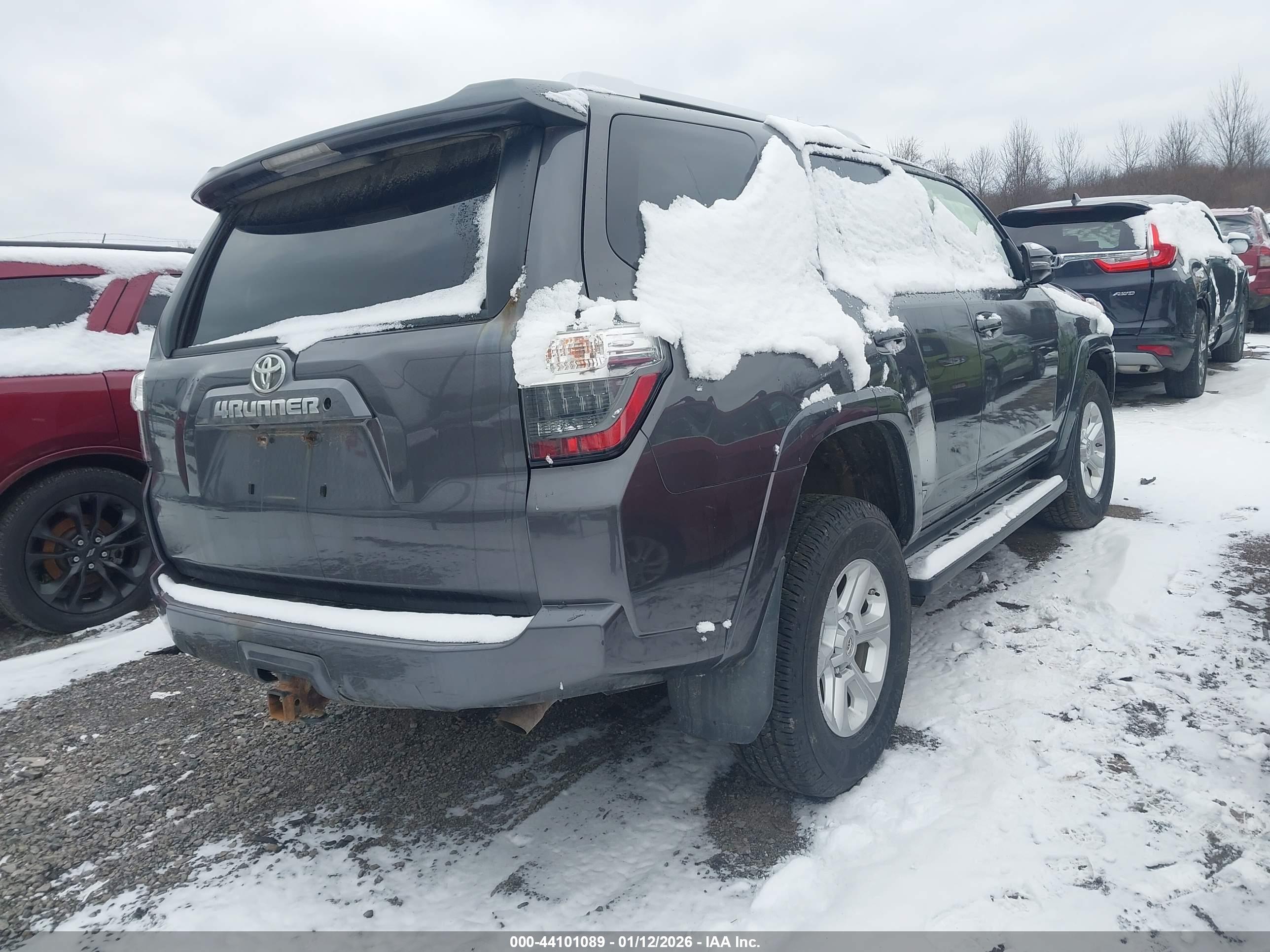 TOYOTA 4RUNNER image 4