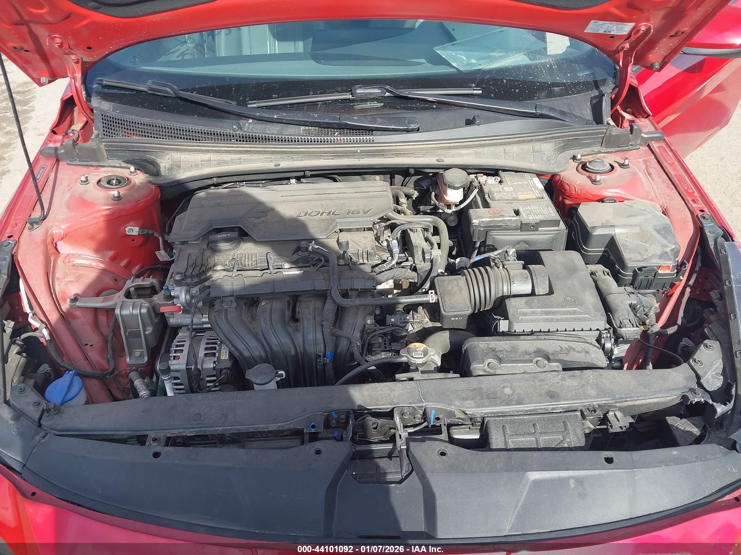 HYUNDAI ELANTRA image 10