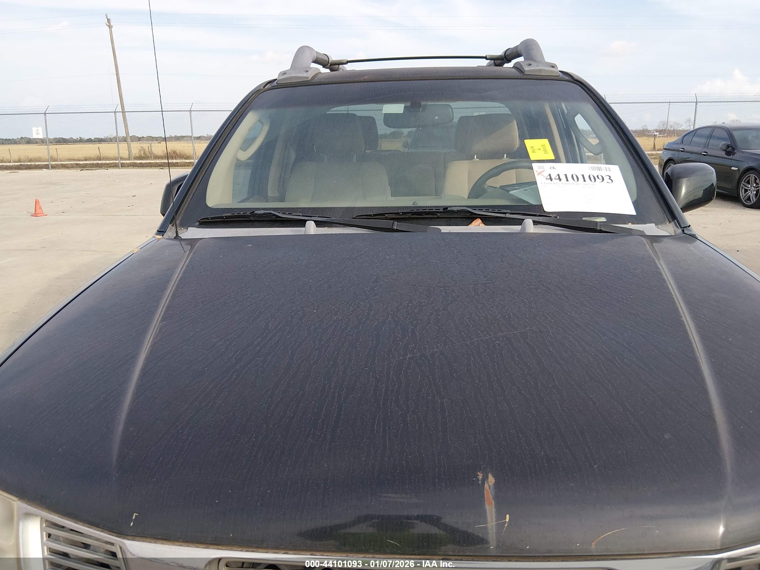 NISSAN FRONTIER image 6