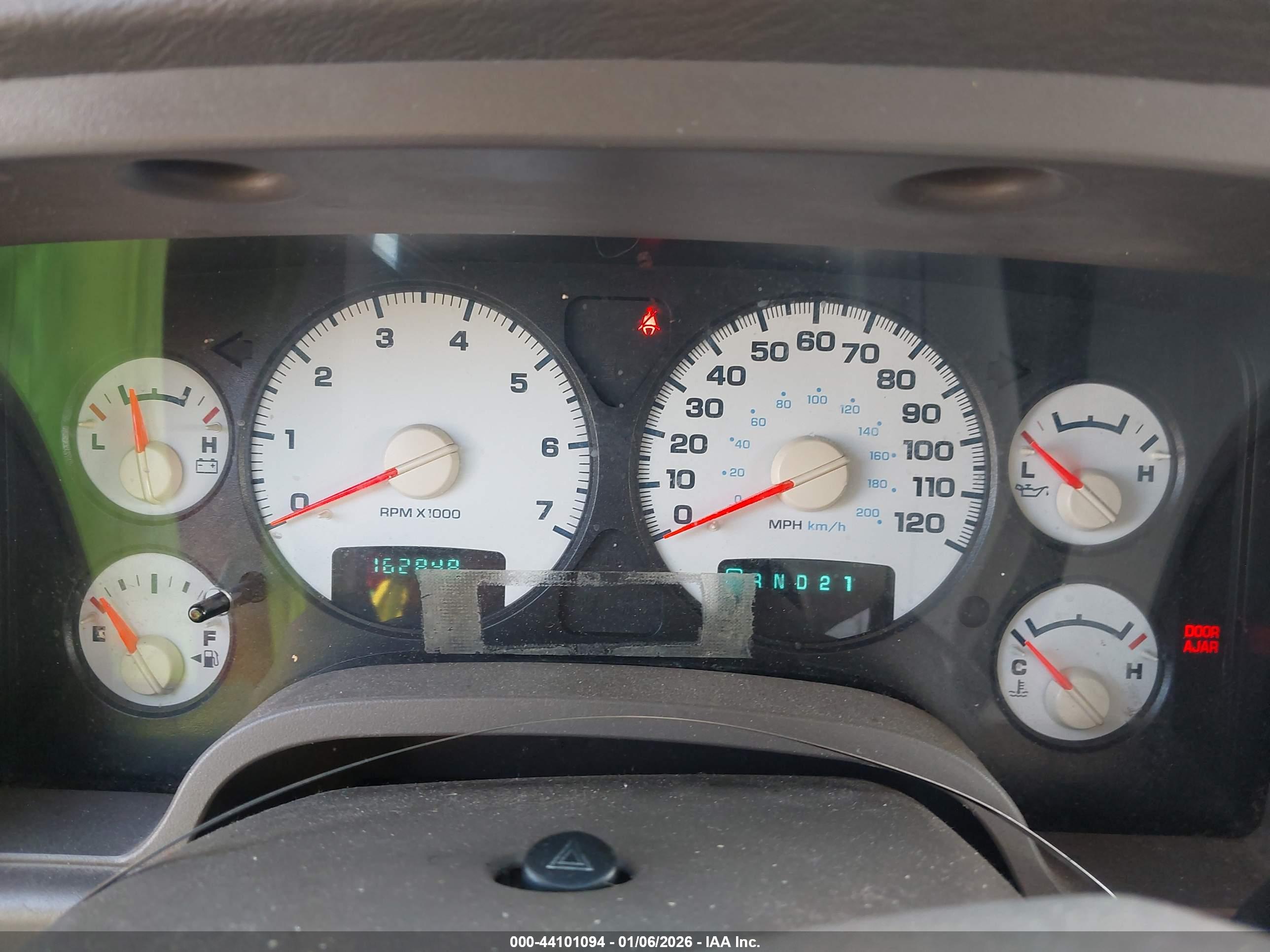 DODGE RAM image 7