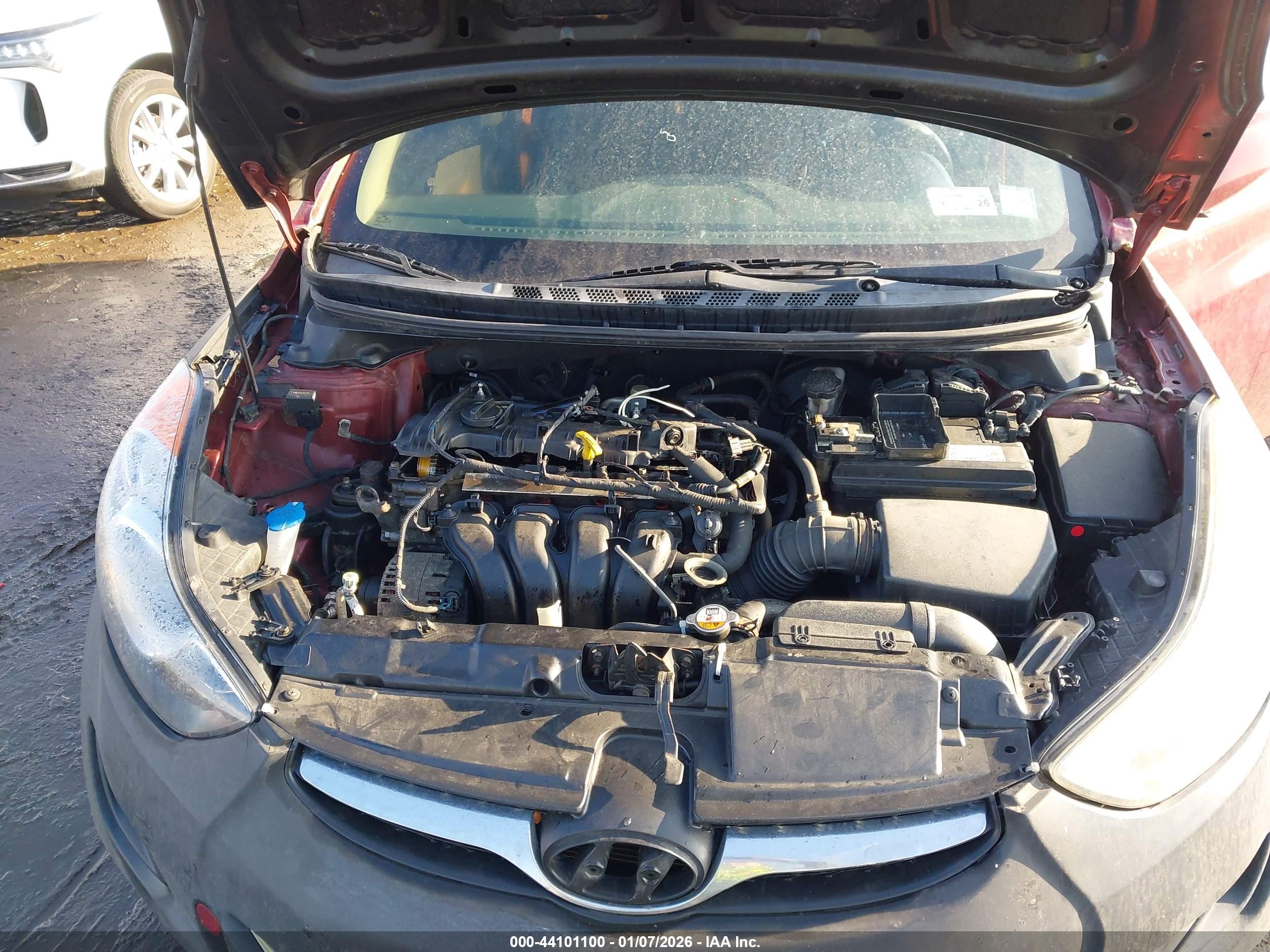 HYUNDAI ELANTRA image 10