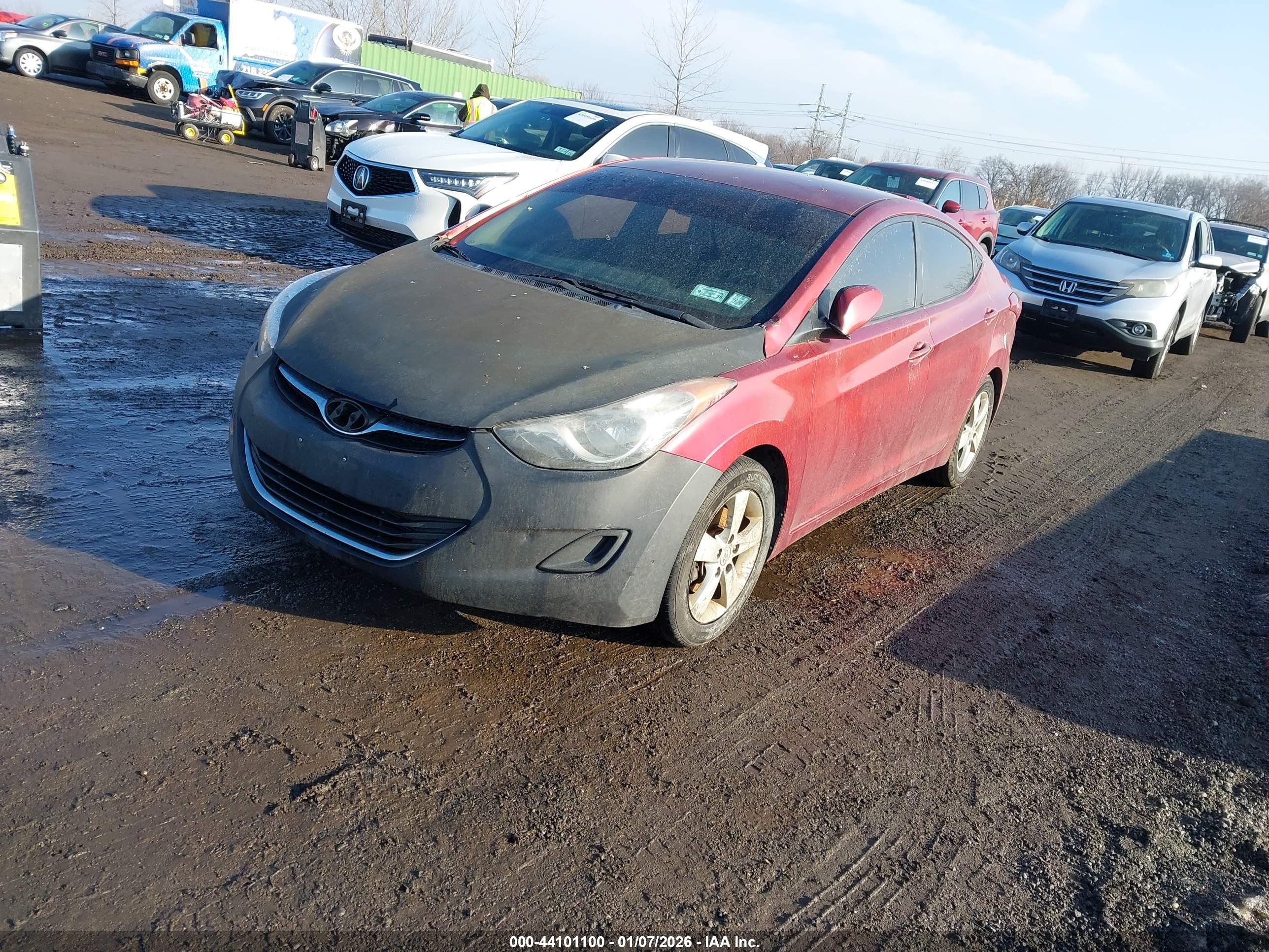 HYUNDAI ELANTRA image 2