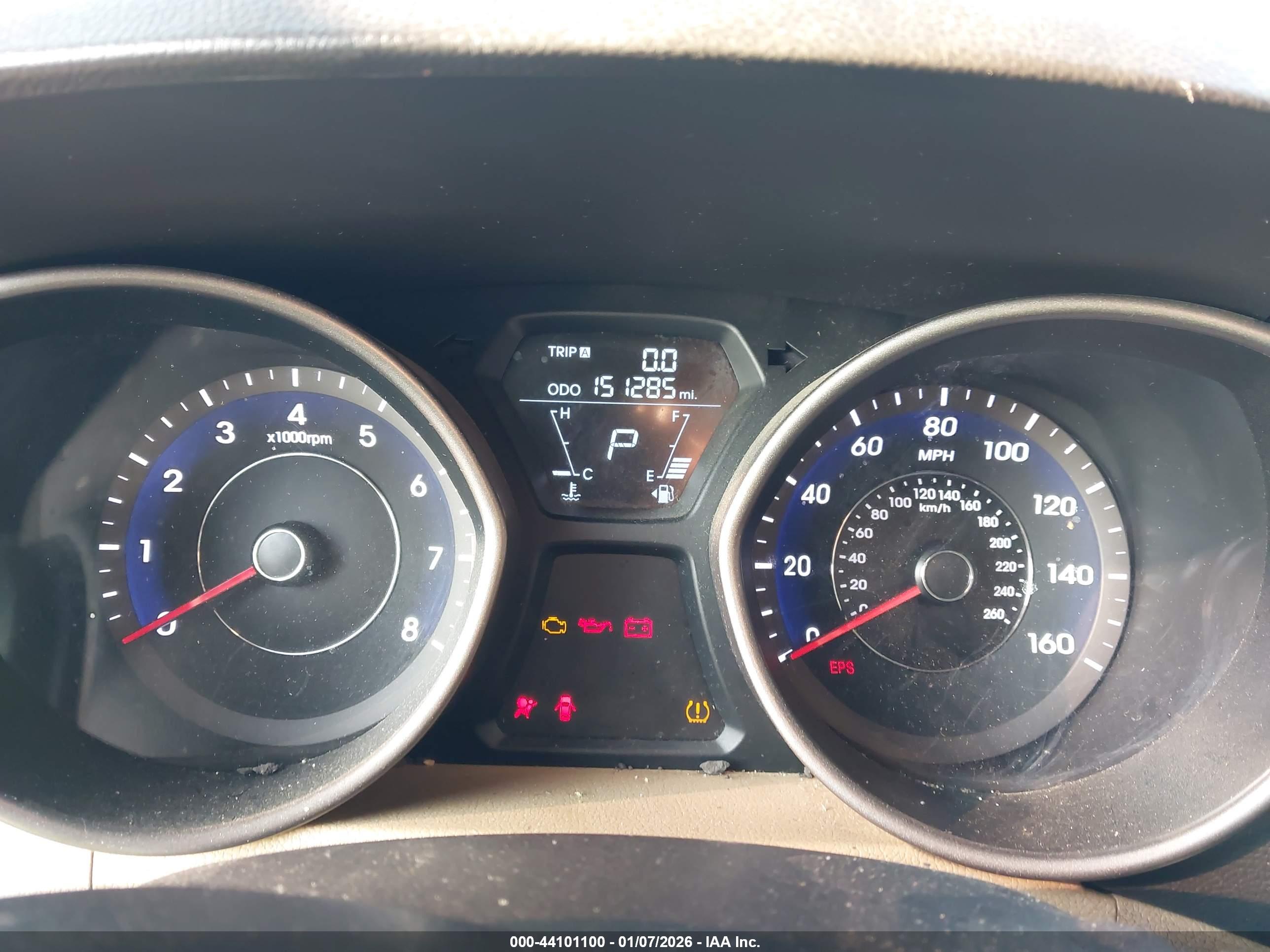 HYUNDAI ELANTRA image 7