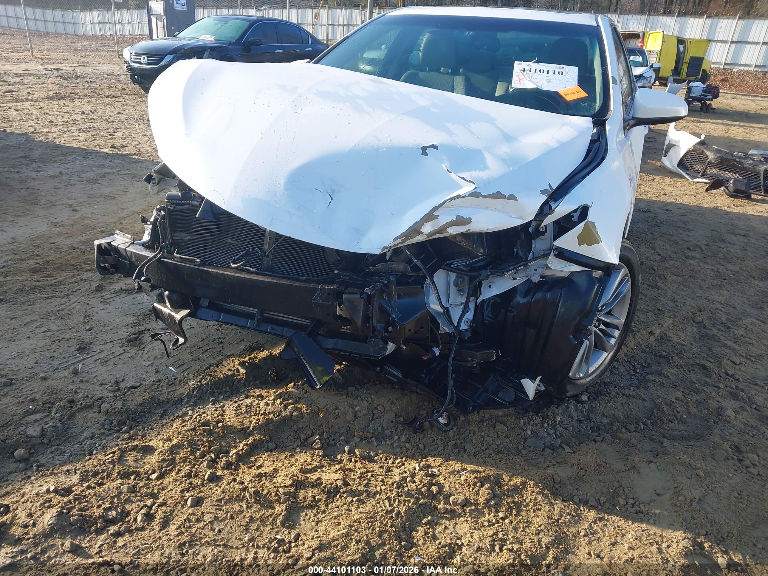 TOYOTA CAMRY image 6