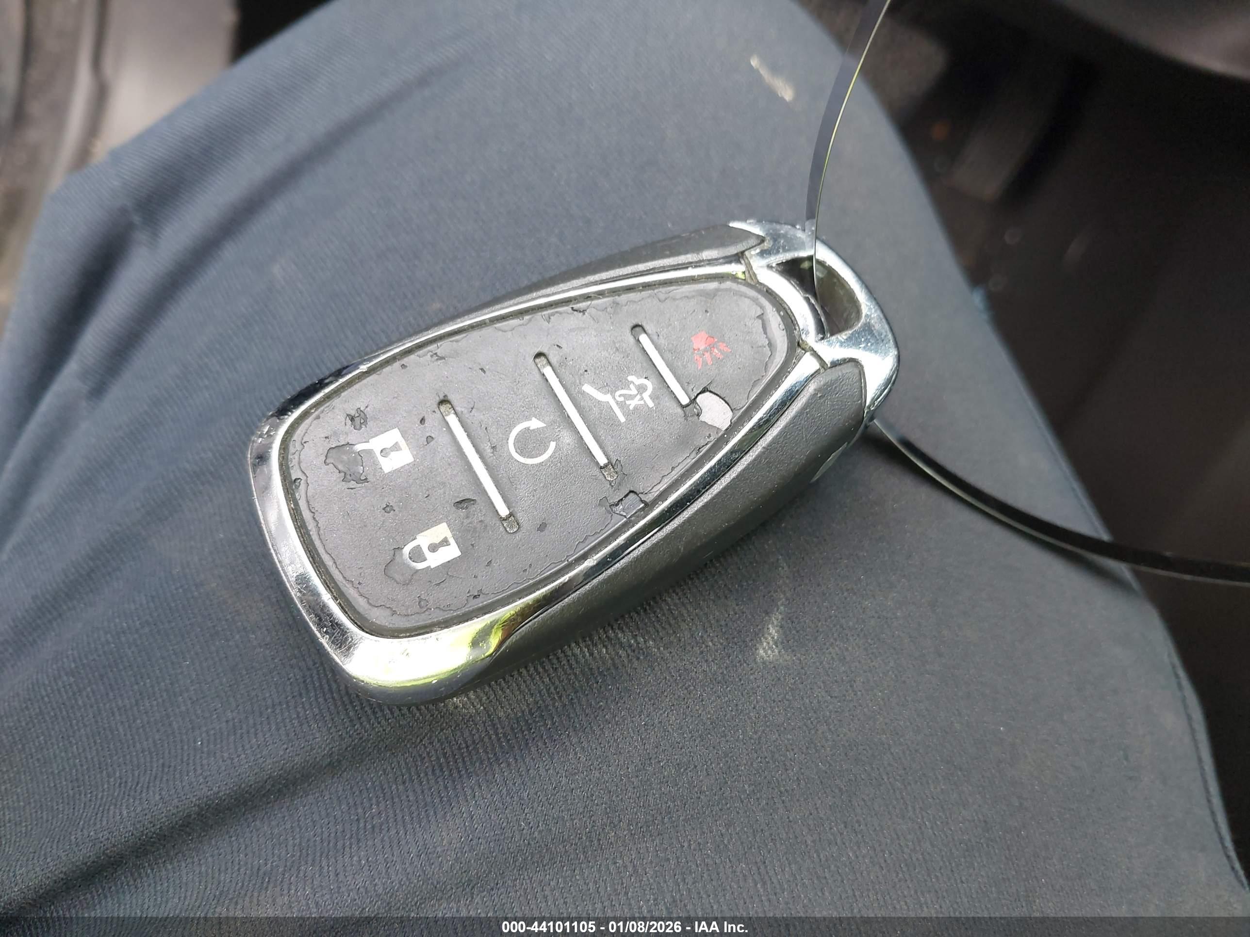 CHEVROLET EQUINOX image 11