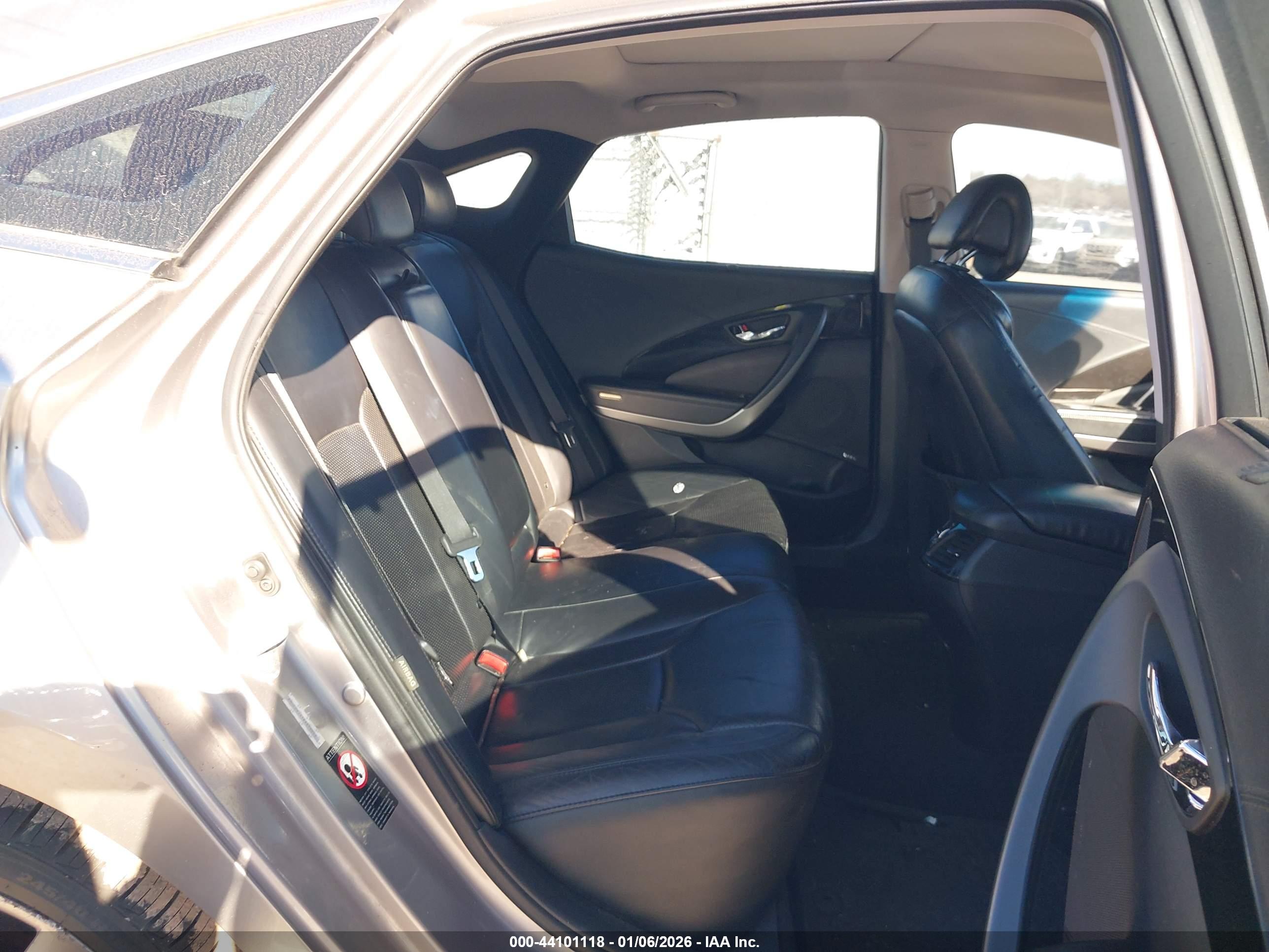 HYUNDAI AZERA image 8