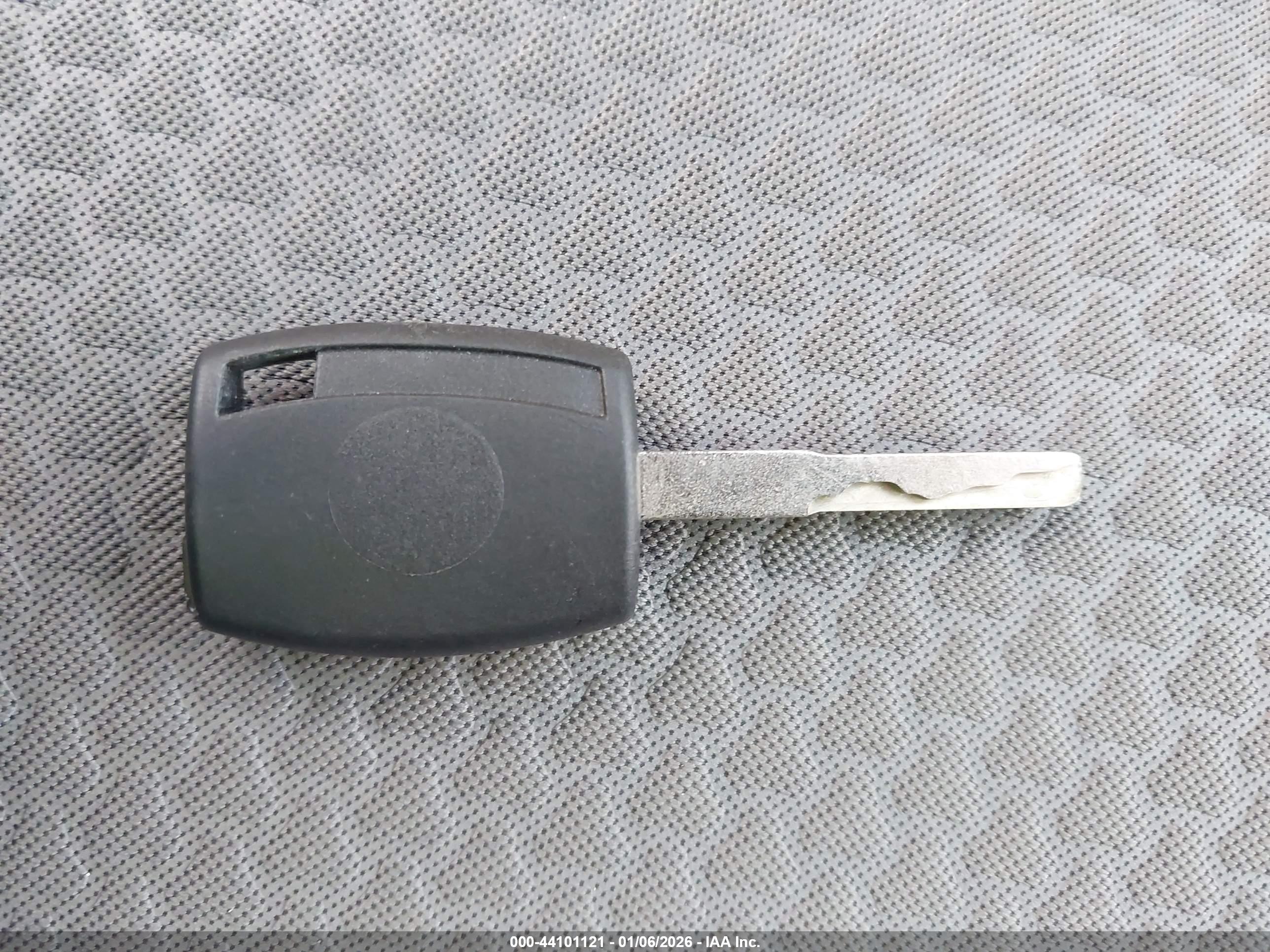 FORD ESCAPE image 11