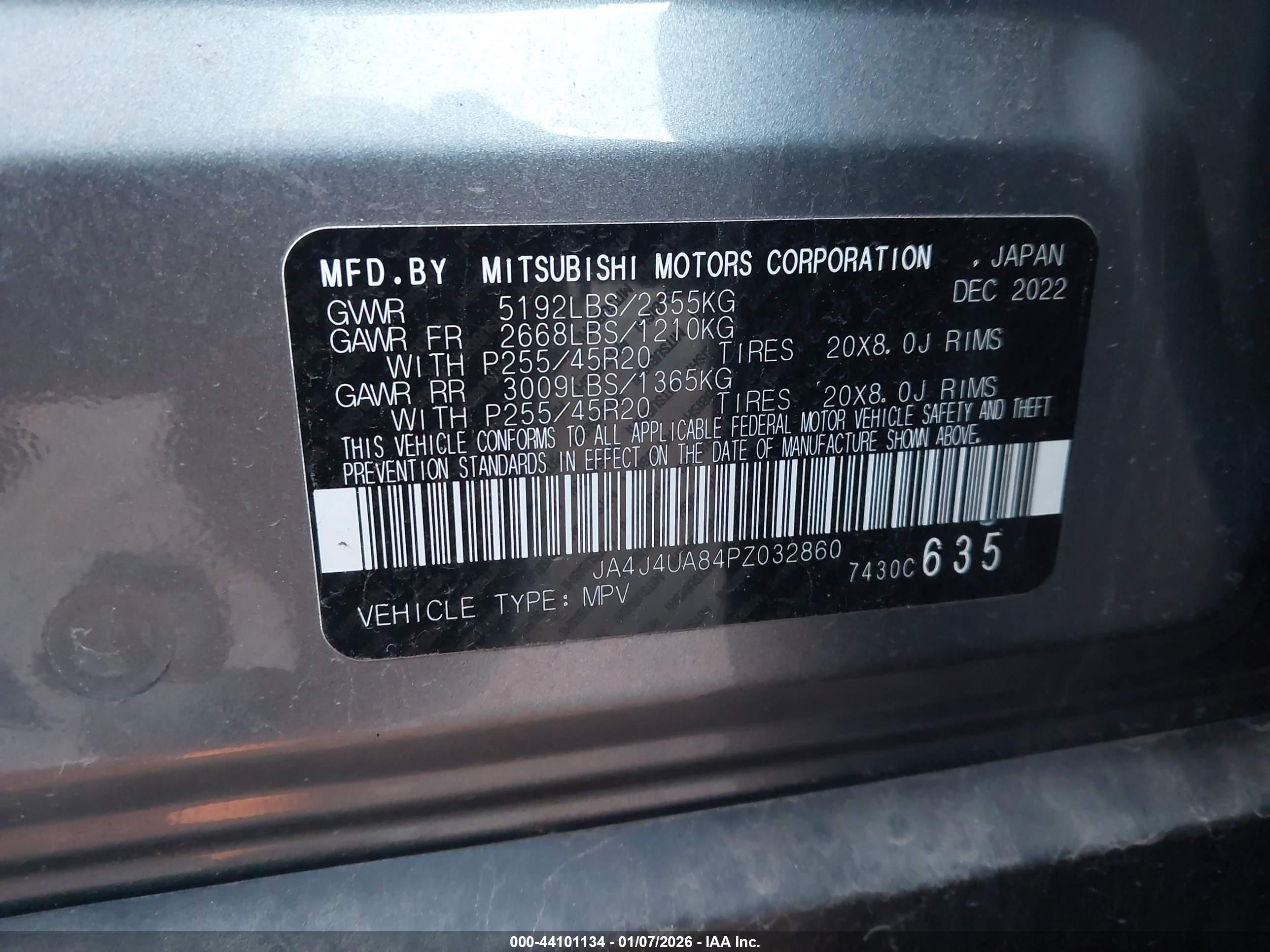 MITSUBISHI OUTLANDER image 9