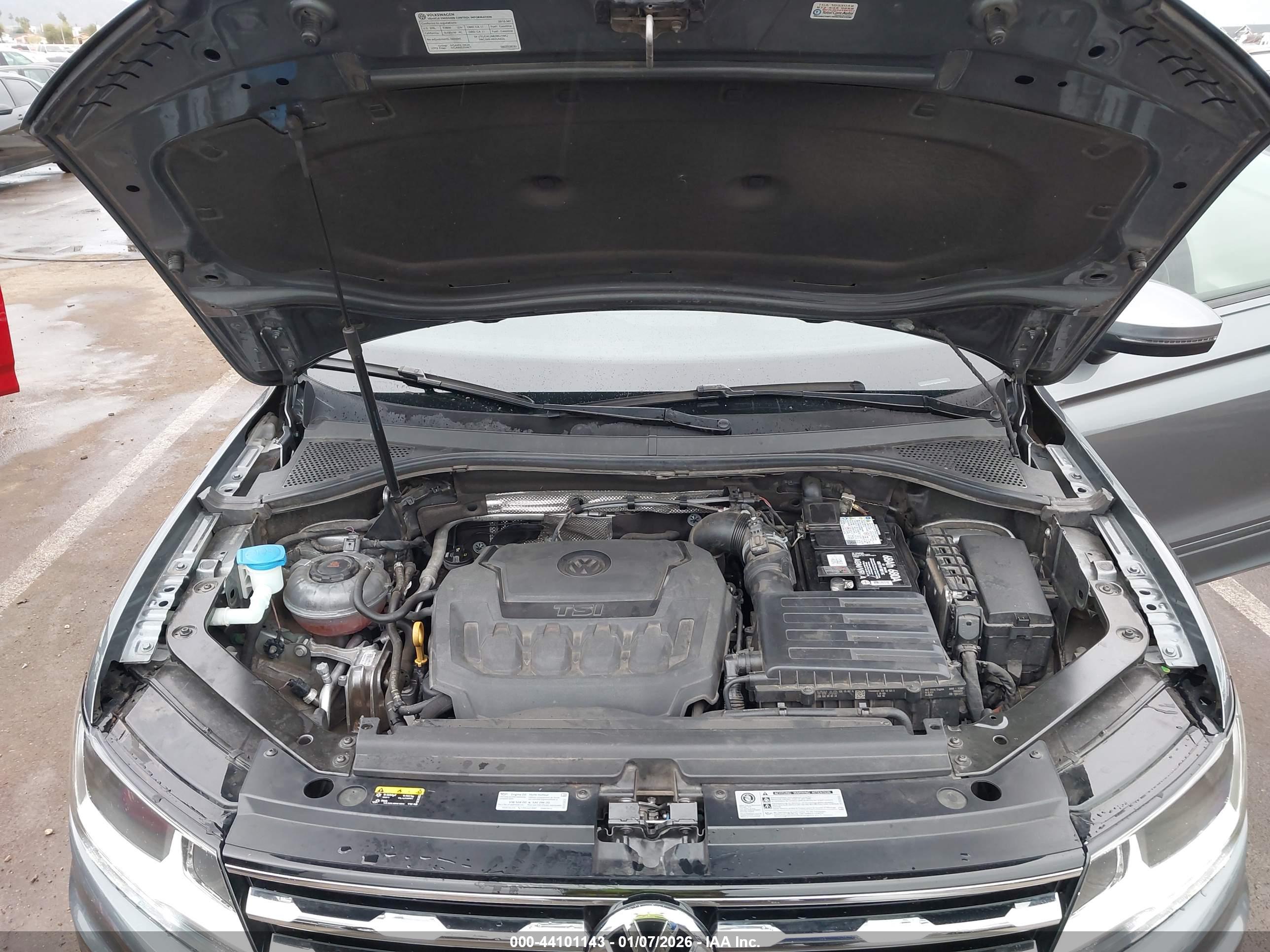 VOLKSWAGEN TIGUAN image 10