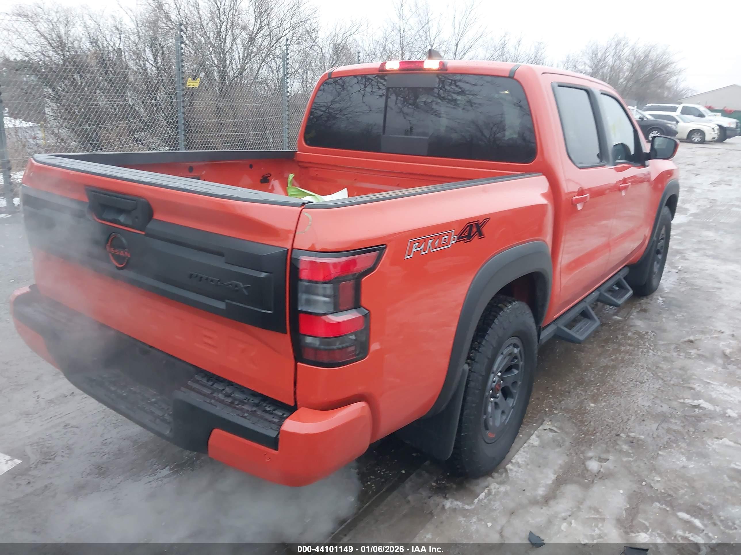 NISSAN FRONTIER image 4