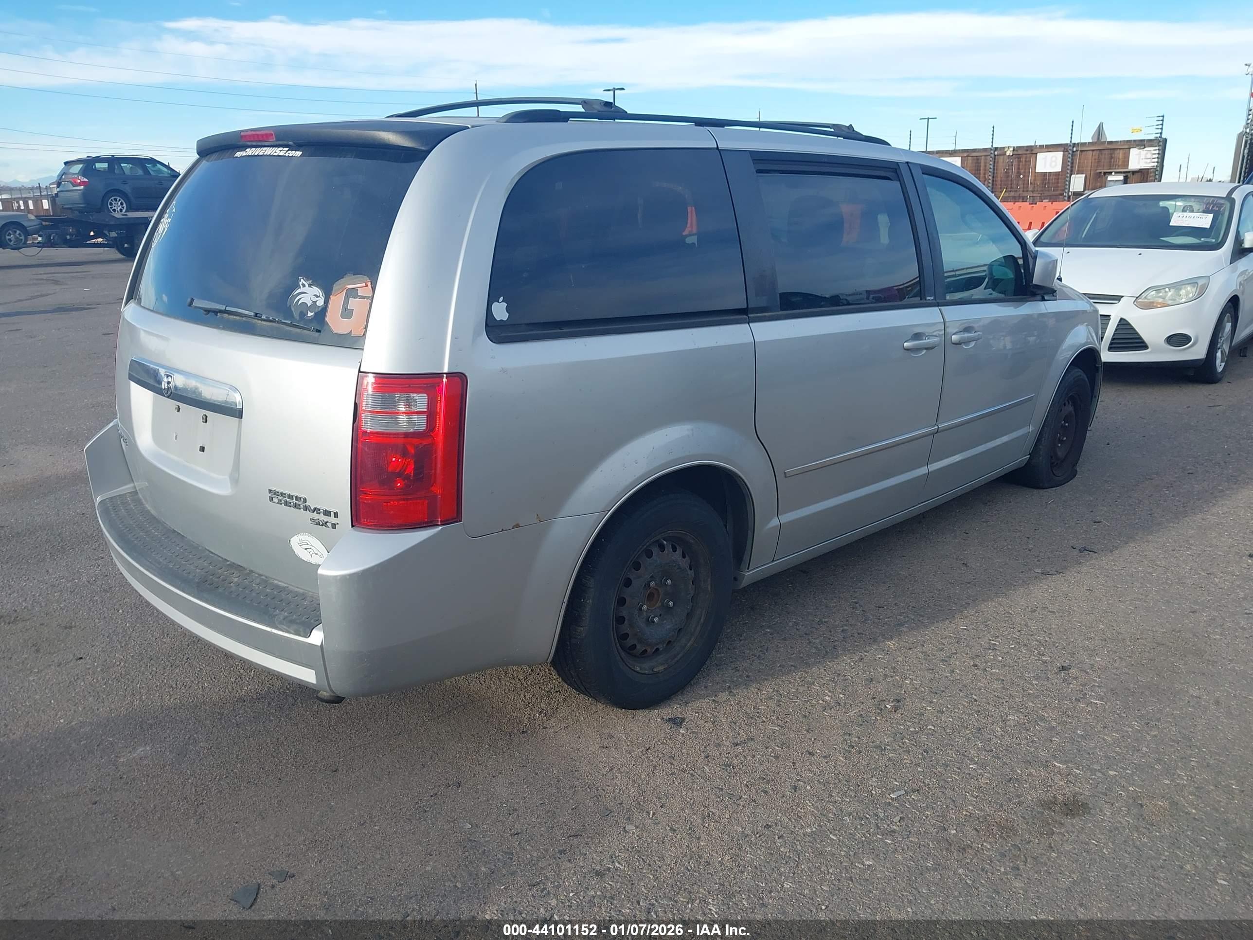 DODGE GRAND image 4
