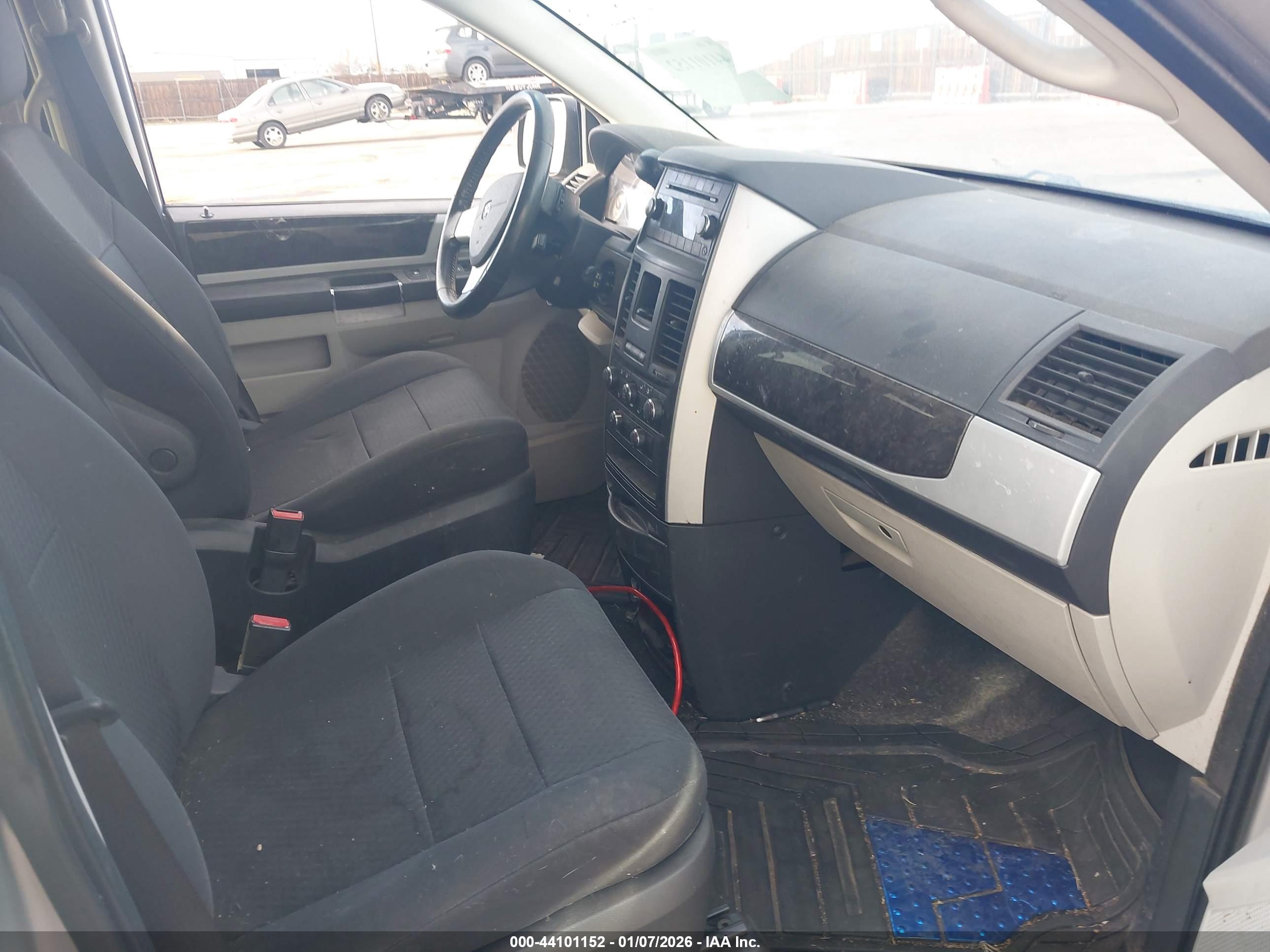 DODGE GRAND image 5