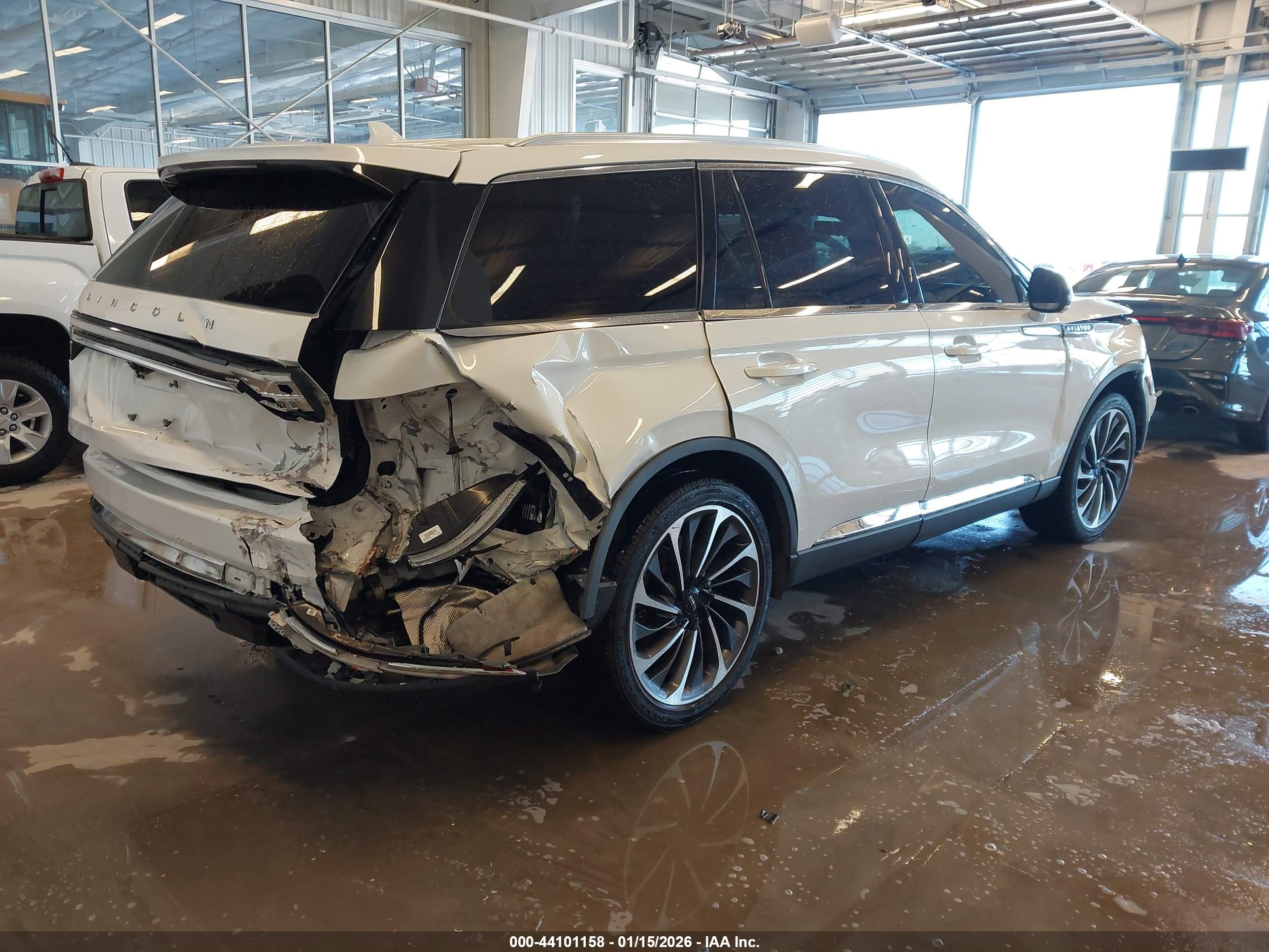 LINCOLN AVIATOR image 4