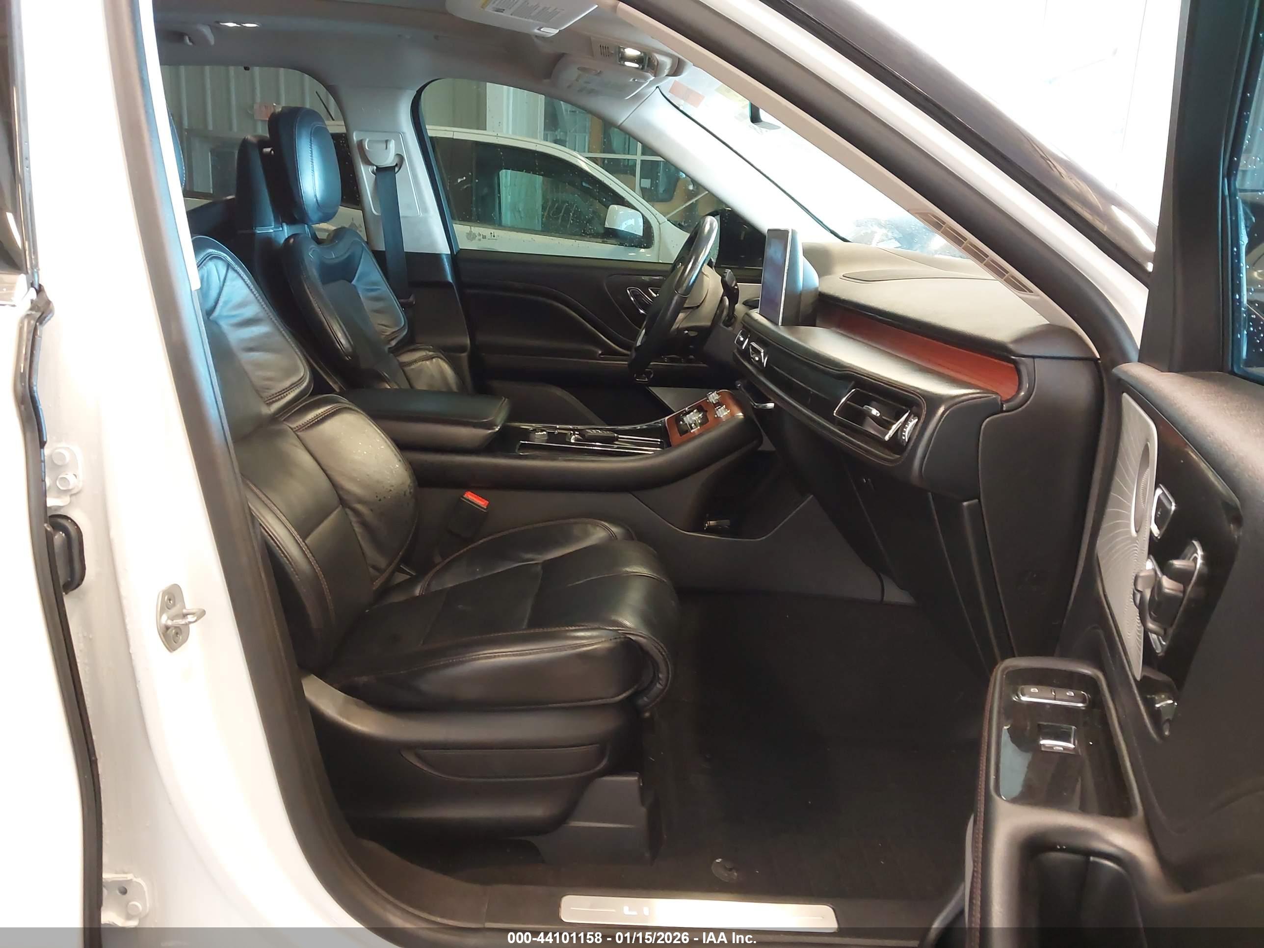 LINCOLN AVIATOR image 5