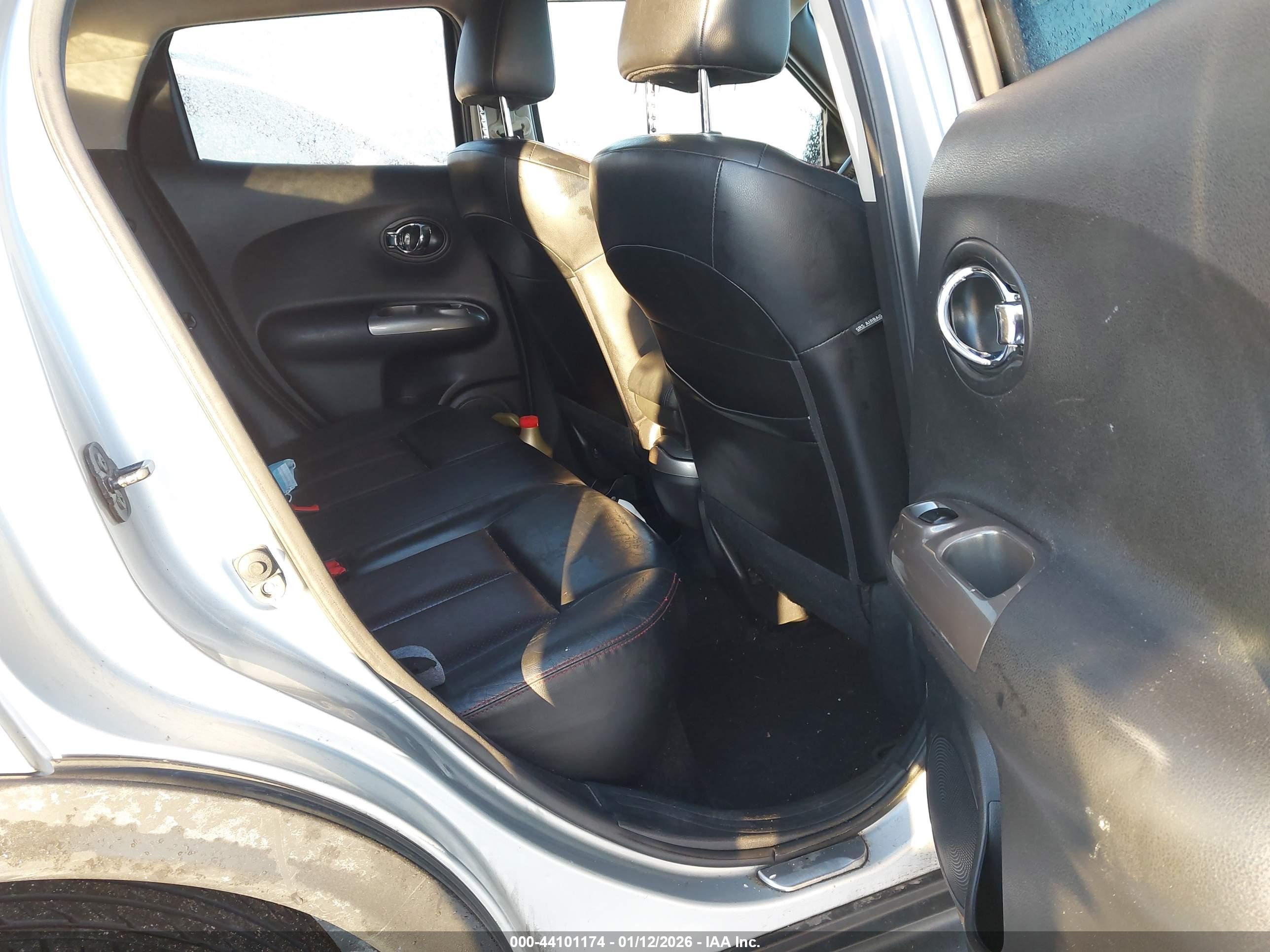 NISSAN JUKE image 8
