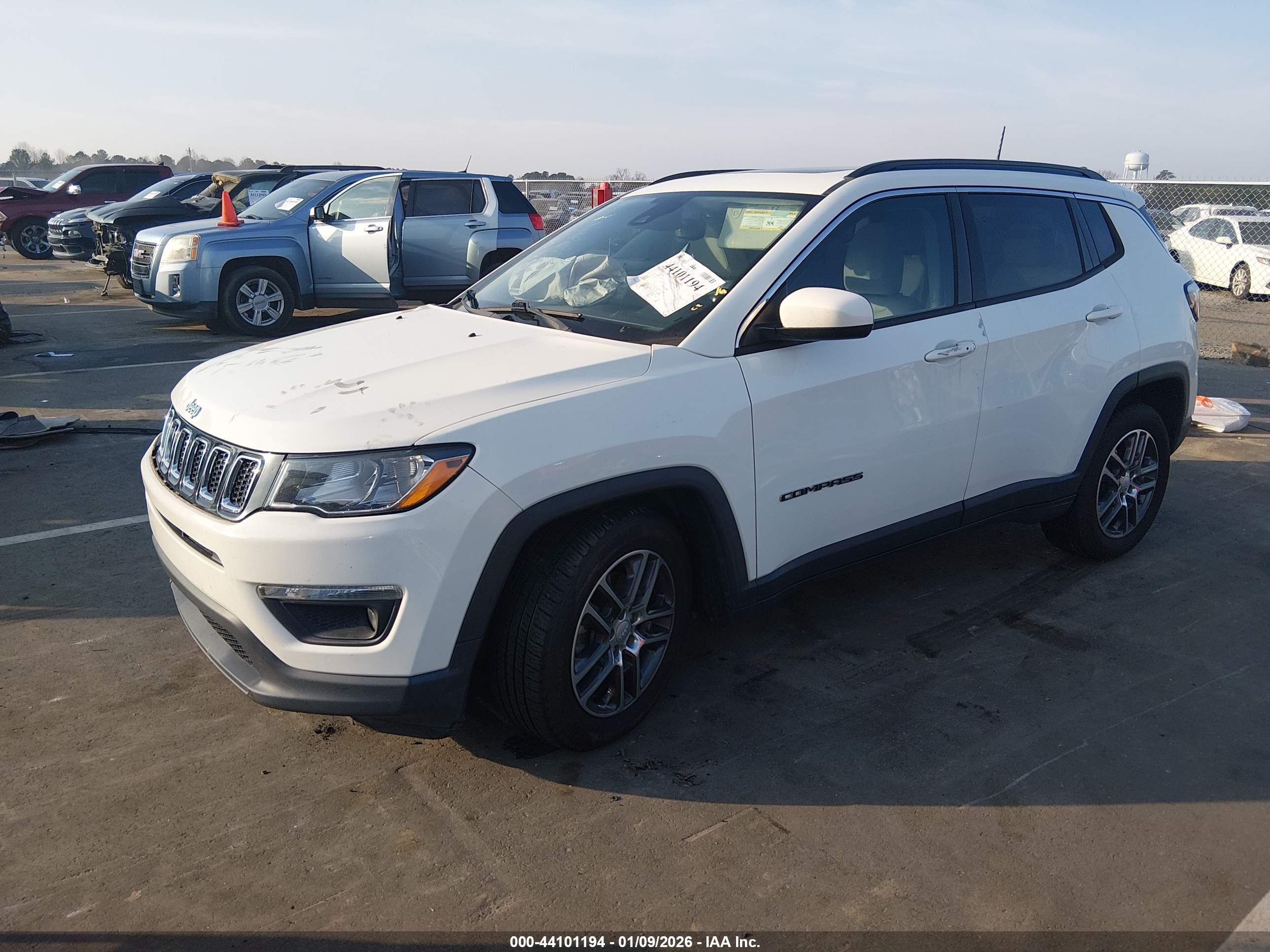 JEEP COMPASS image 2