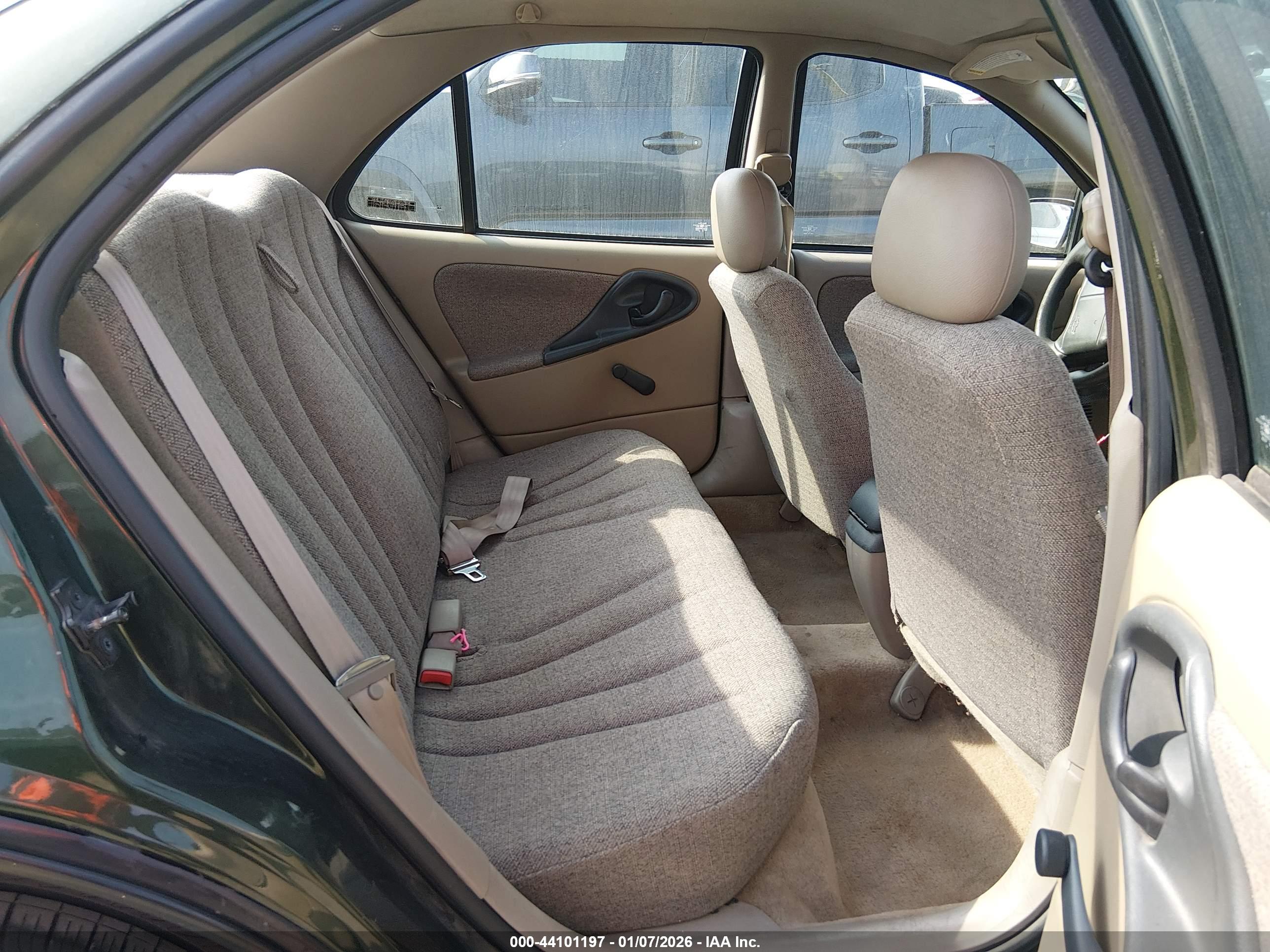 CHEVROLET CAVALIER image 8