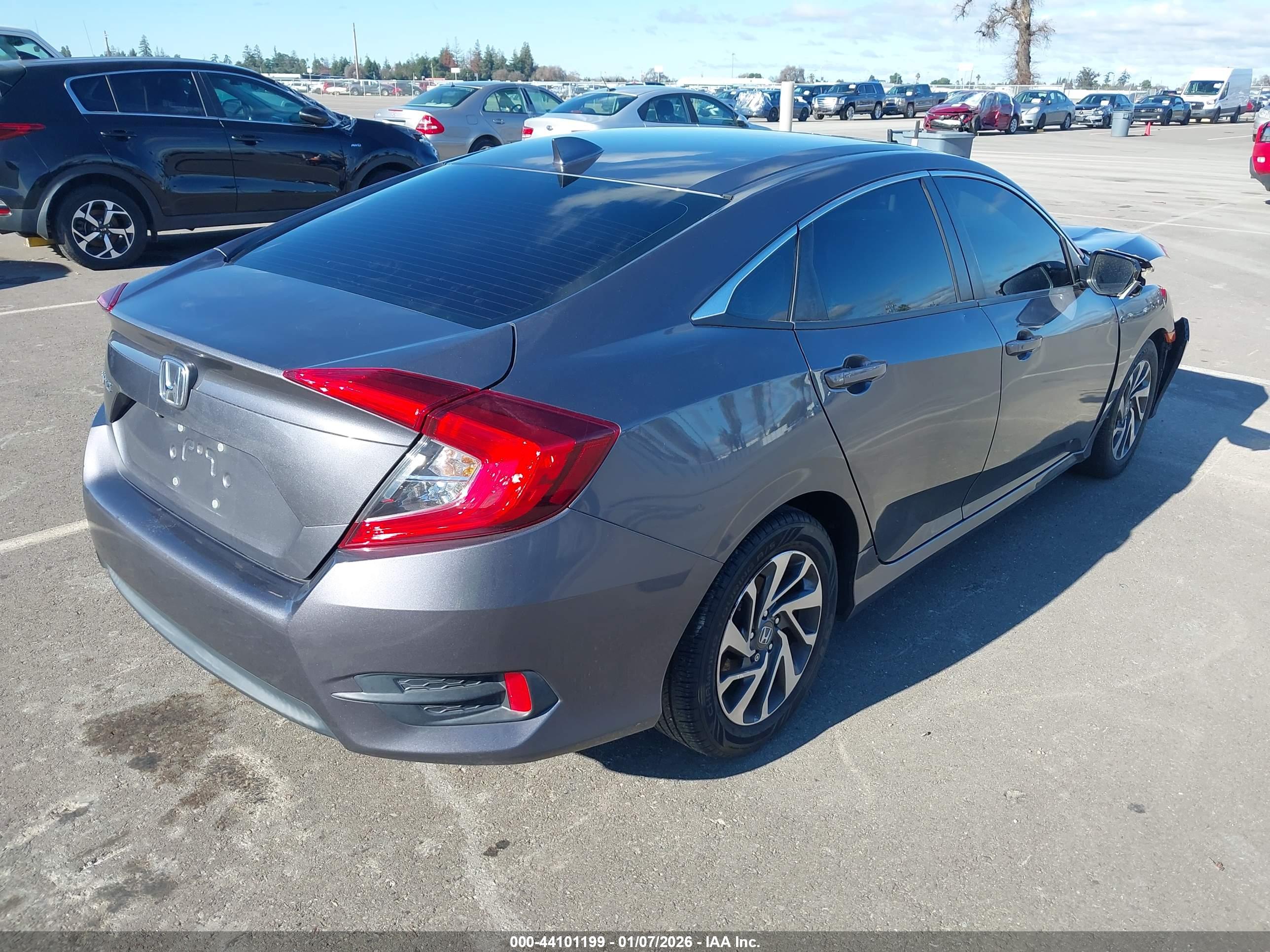 HONDA CIVIC image 4
