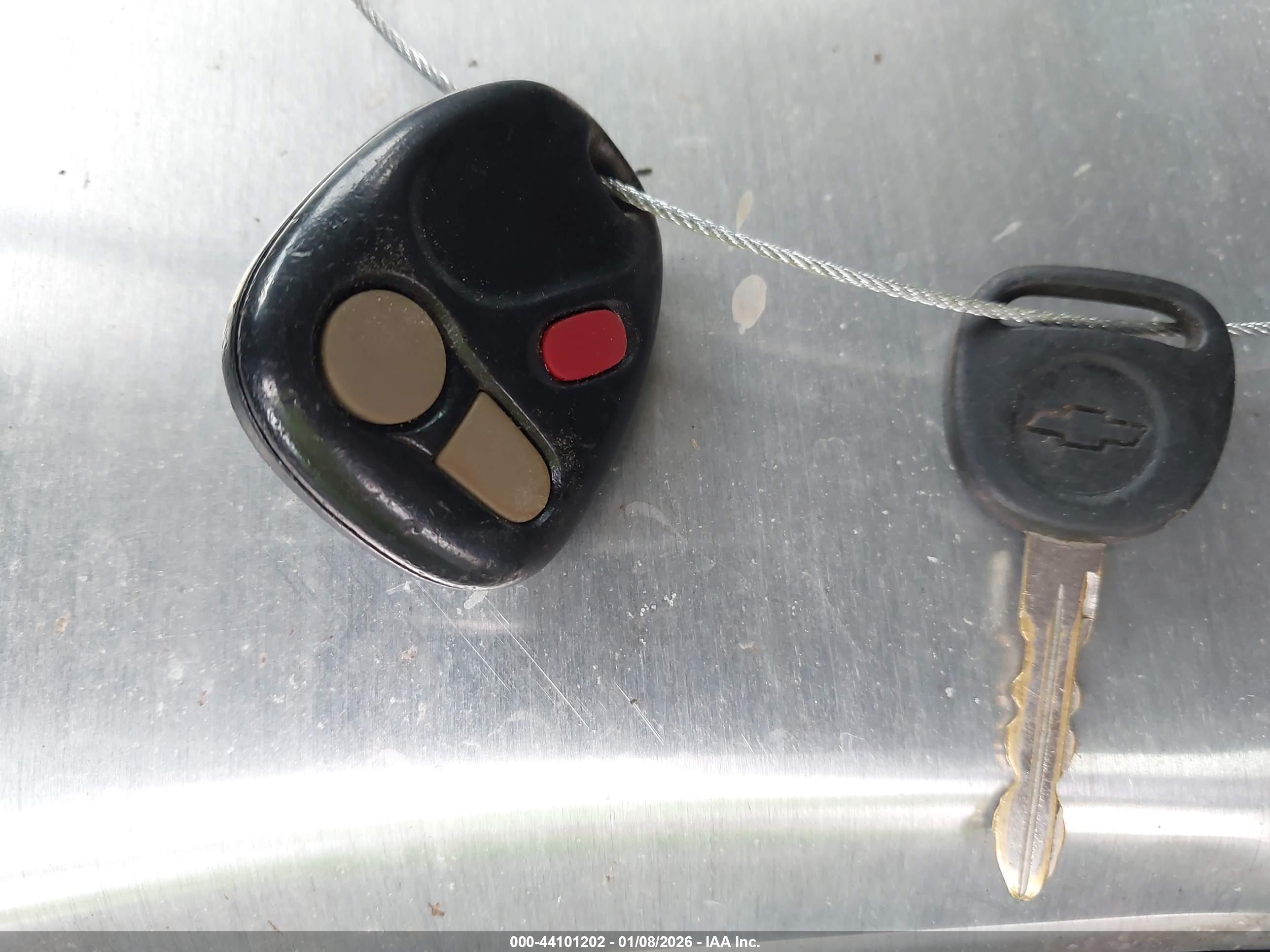 CHEVROLET AVALANCHE image 11