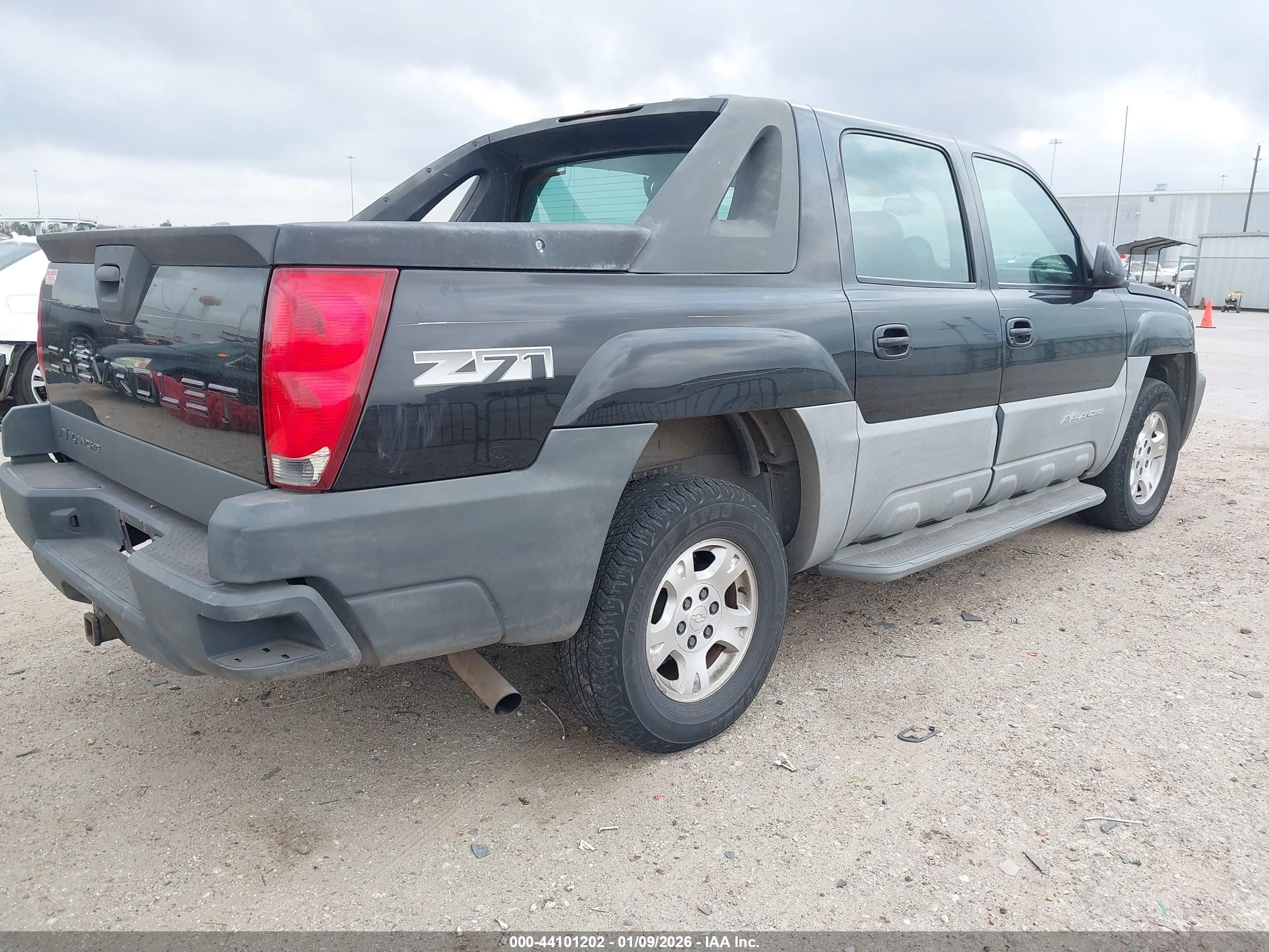 CHEVROLET AVALANCHE image 4