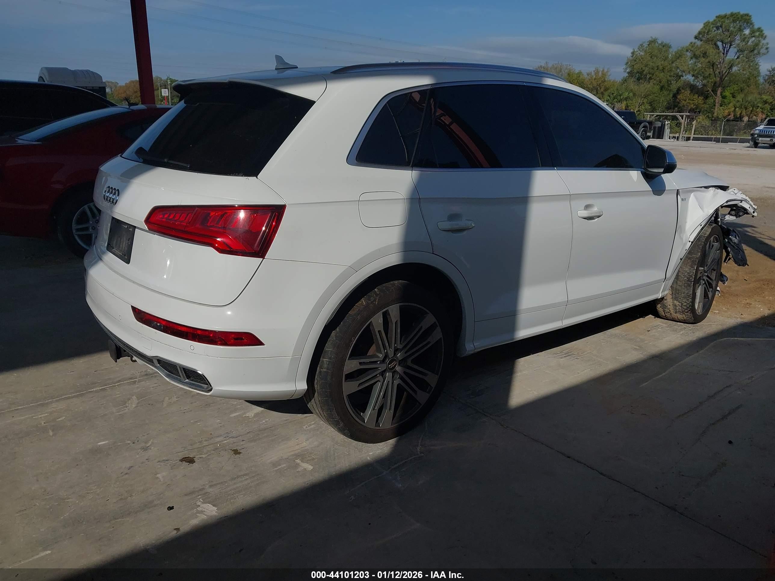 AUDI SQ5 image 4
